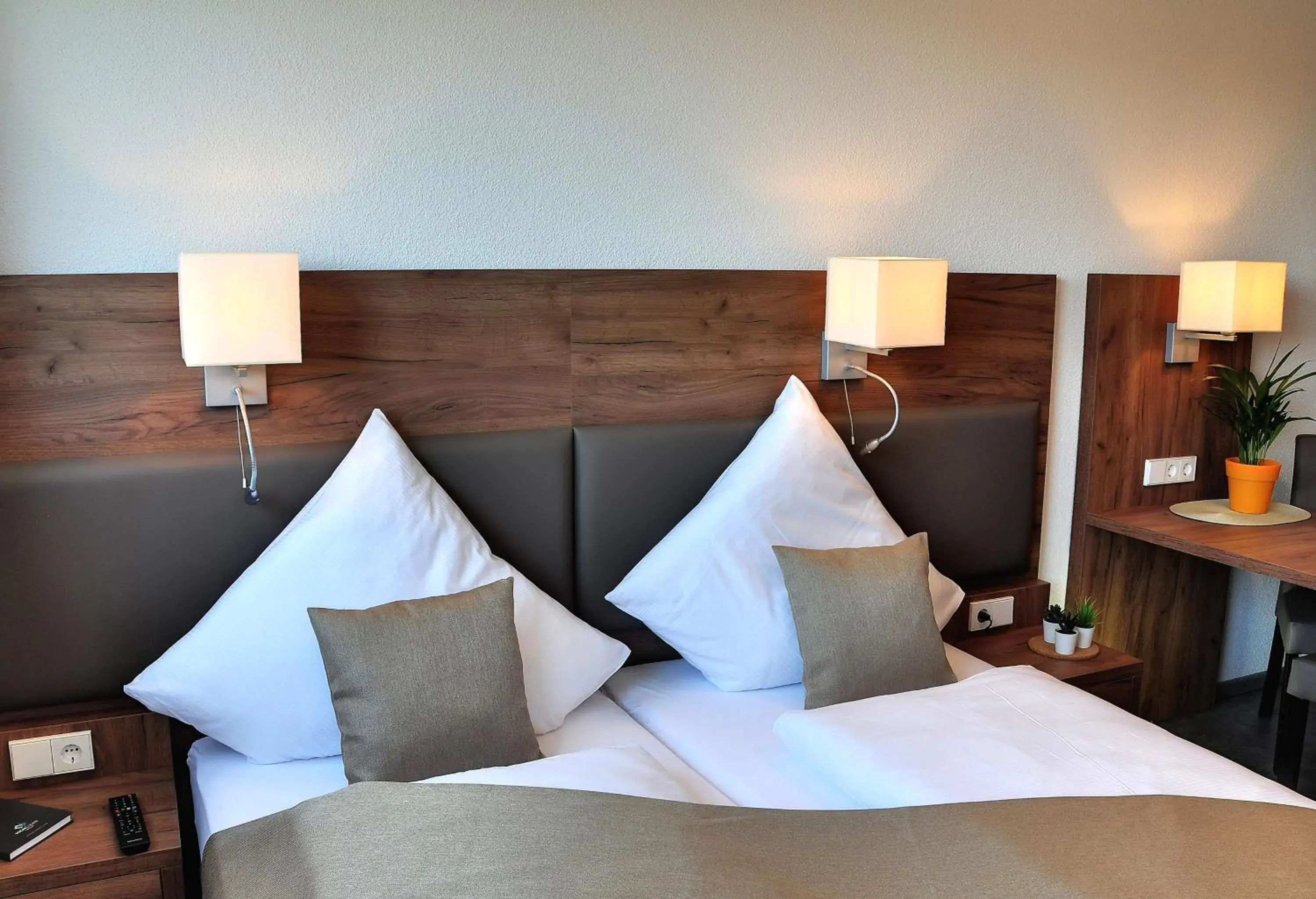 Standard Double or Twin Room - single occupancy in Motel am Fürfelder Schloss Standard Double or Twin Room - single occupancy in Motel am Fürfelder Schloss