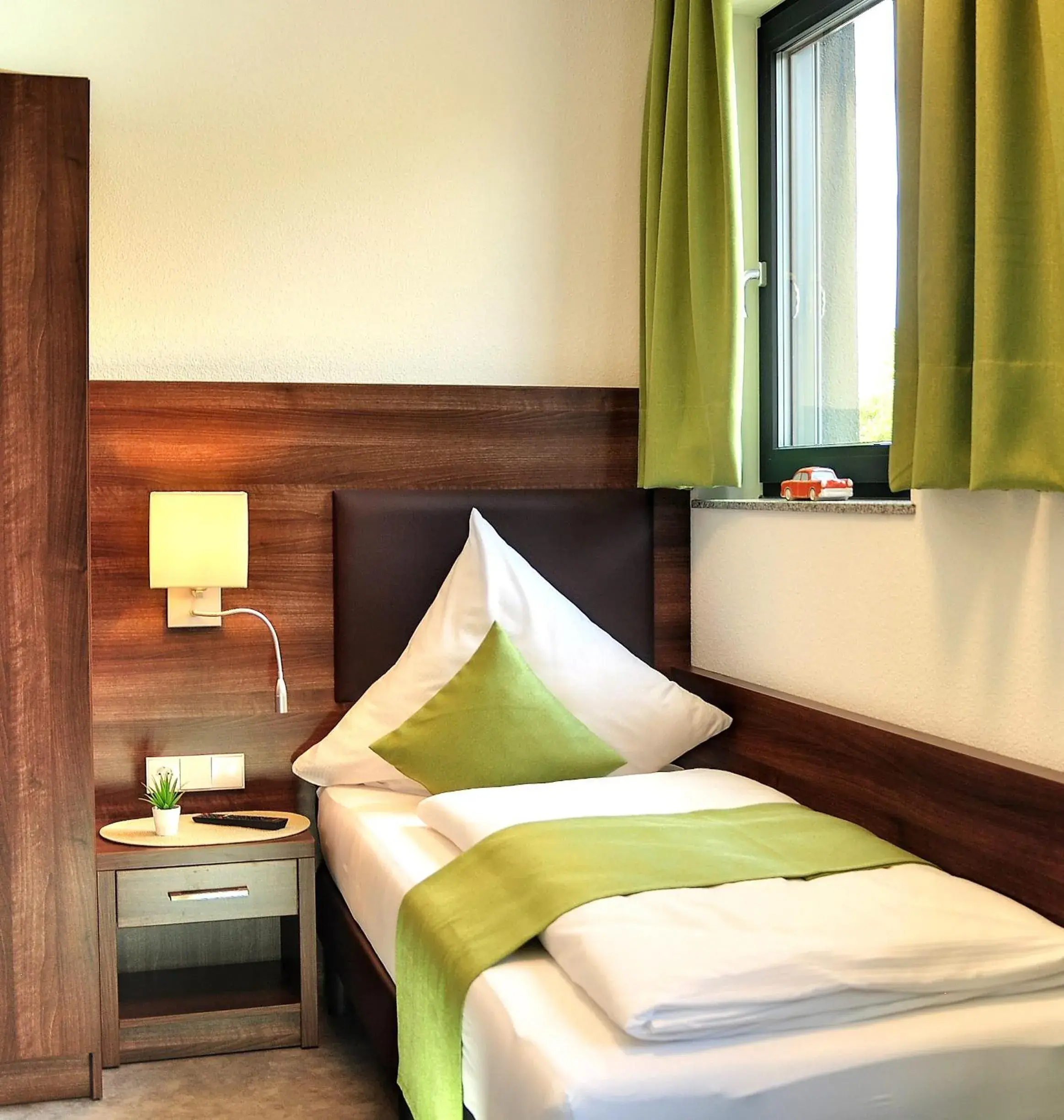 Standard Single Room - single occupancy in Motel am Fürfelder Schloss Standard Single Room - single occupancy in Motel am Fürfelder Schloss