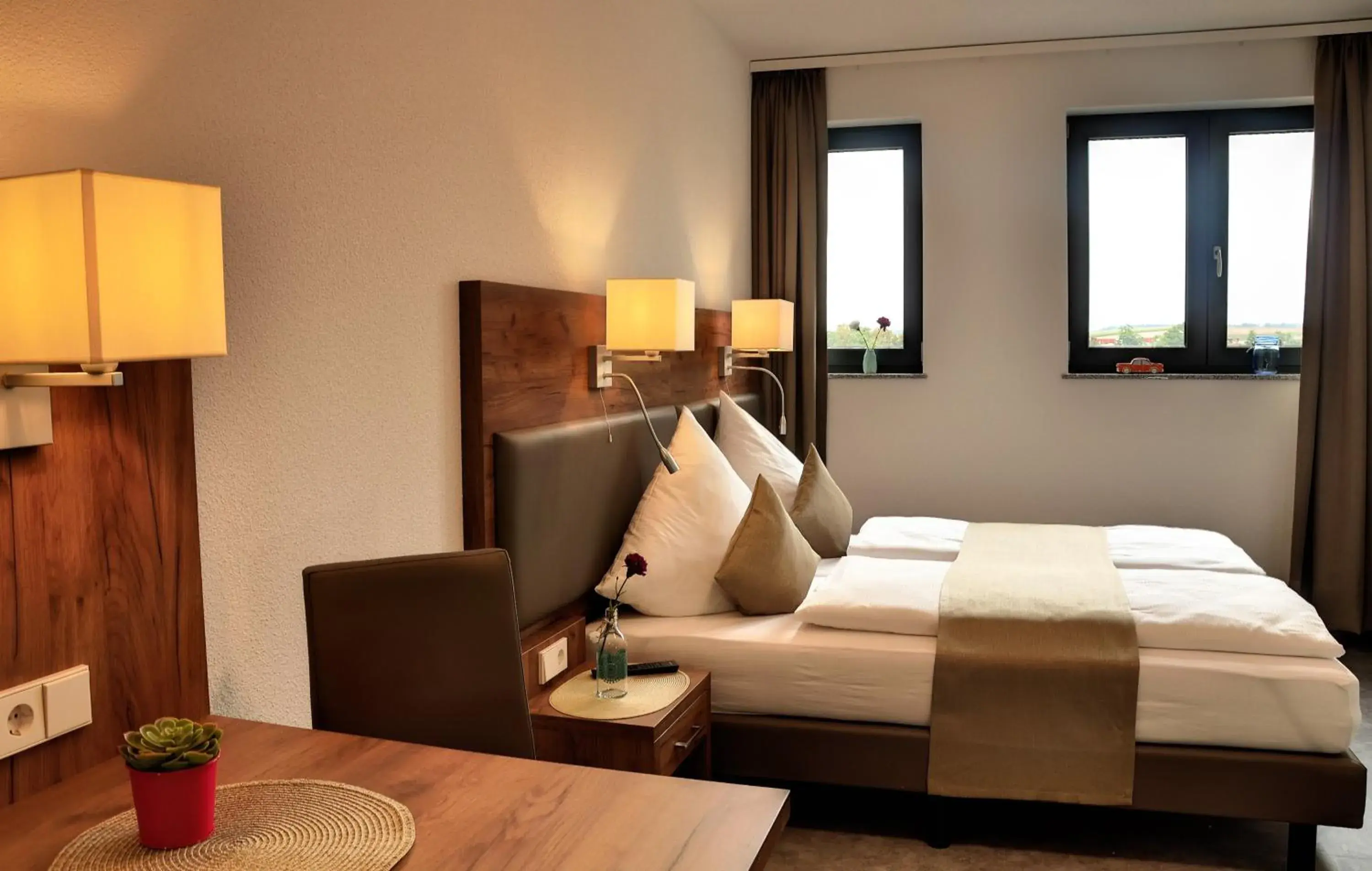 Double or Twin Room with Bathroom - single occupancy in Motel am Fürfelder Schloss Double or Twin Room with Bathroom - single occupancy in Motel am Fürfelder Schloss