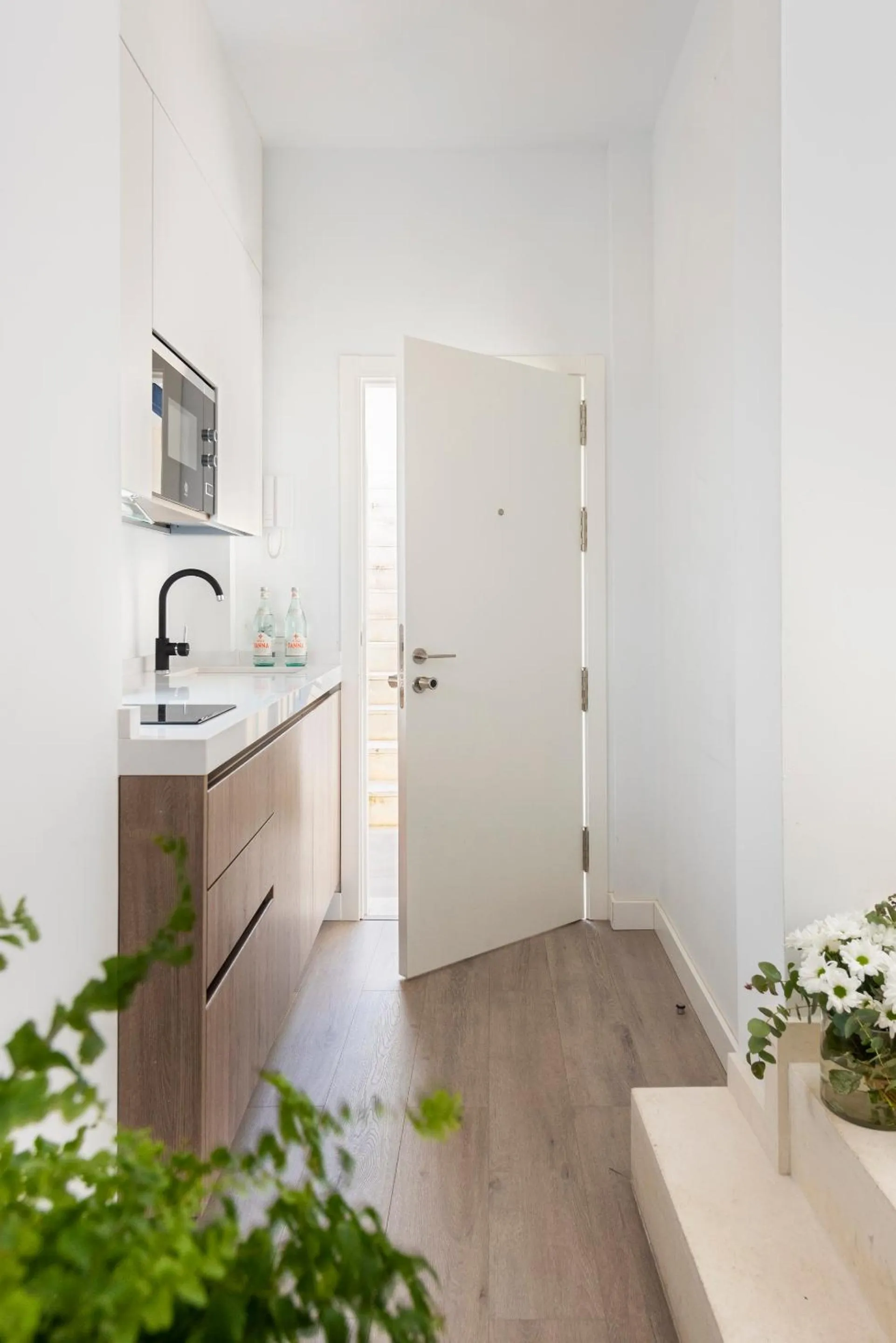 Kitchen or kitchenette in Casa Triana 1888 Suites by Época