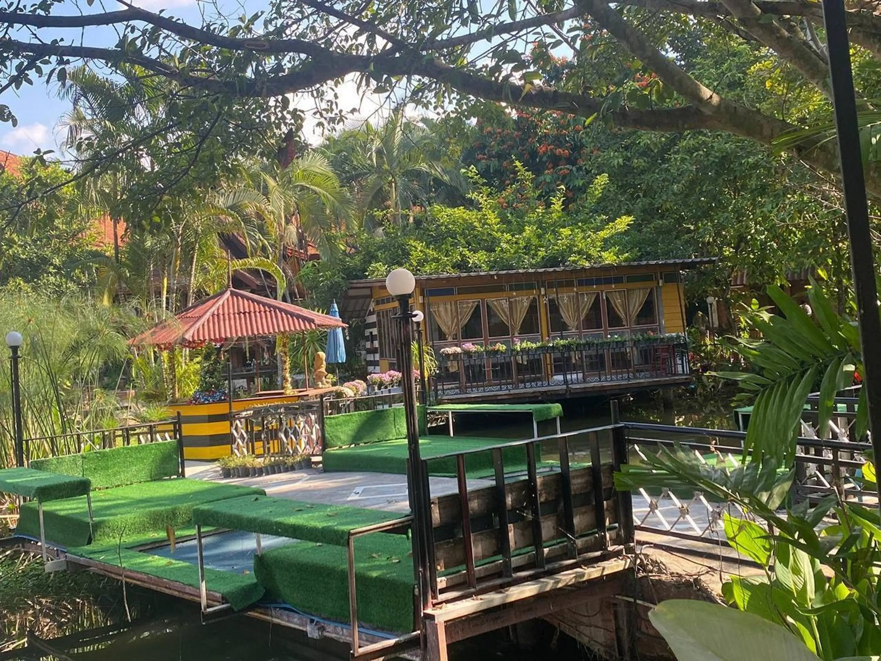 Property building in Viewdoi Art and Resort