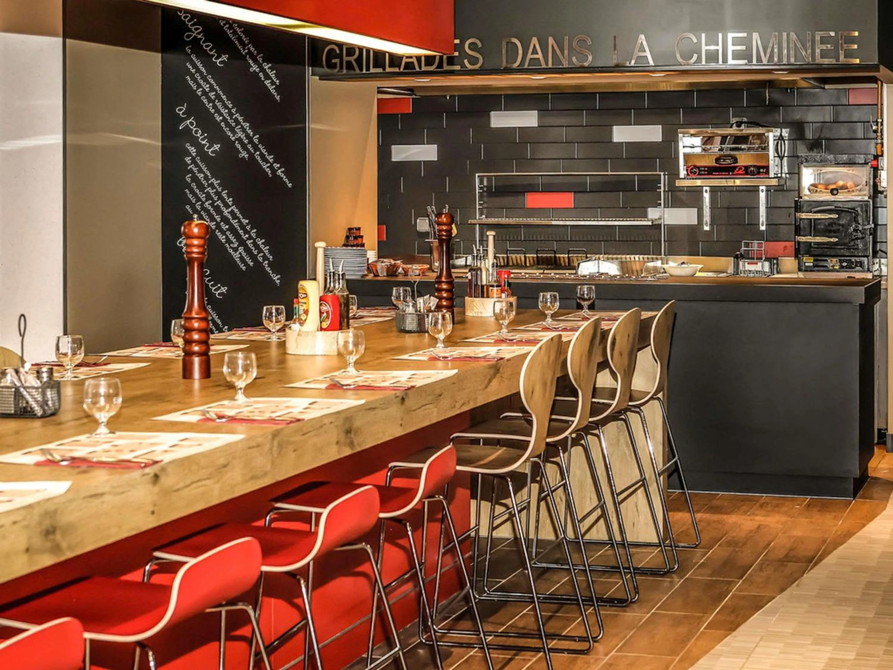 Restaurant/places to eat in Ibis Saint-Genis-Pouilly Genève