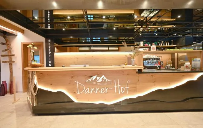 Breakfast in Danner-Hof