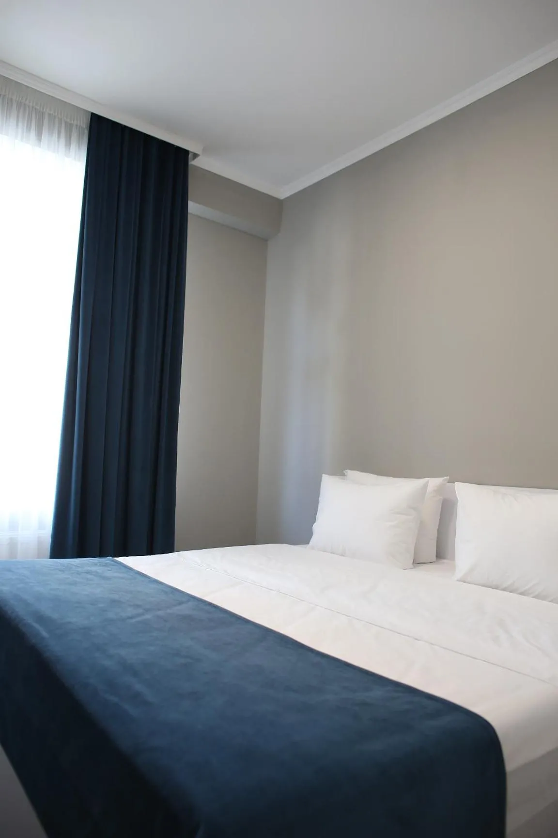 Bed in Glass Cube Hotel