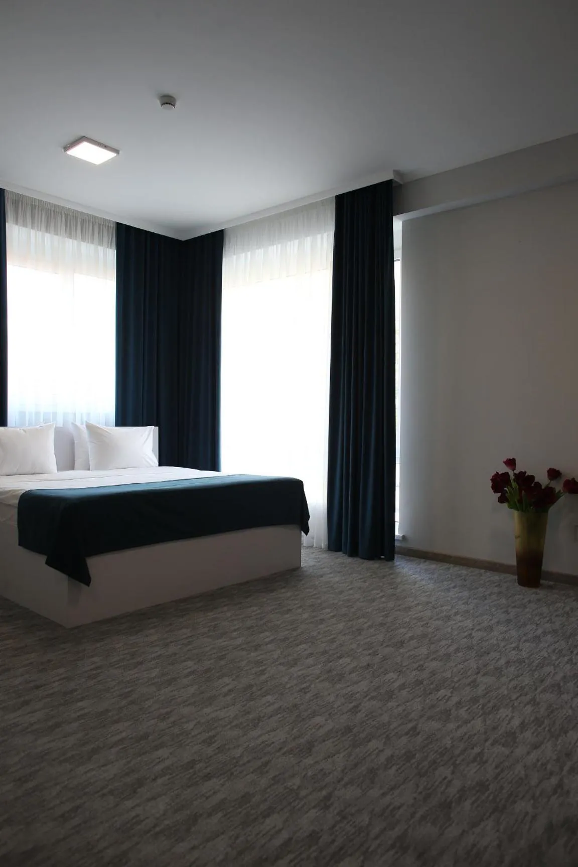 Bed in Glass Cube Hotel