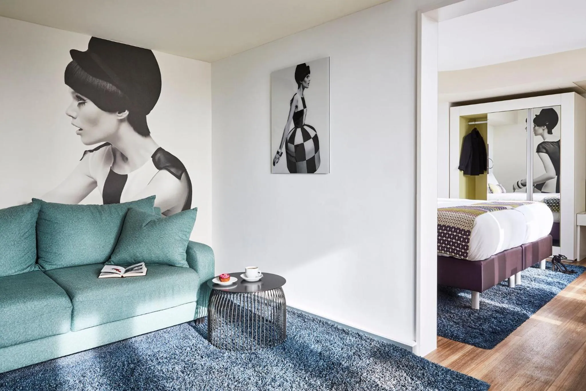 Photo of the whole room, Bed in Hotel Indigo - Dusseldorf - Victoriaplatz by IHG