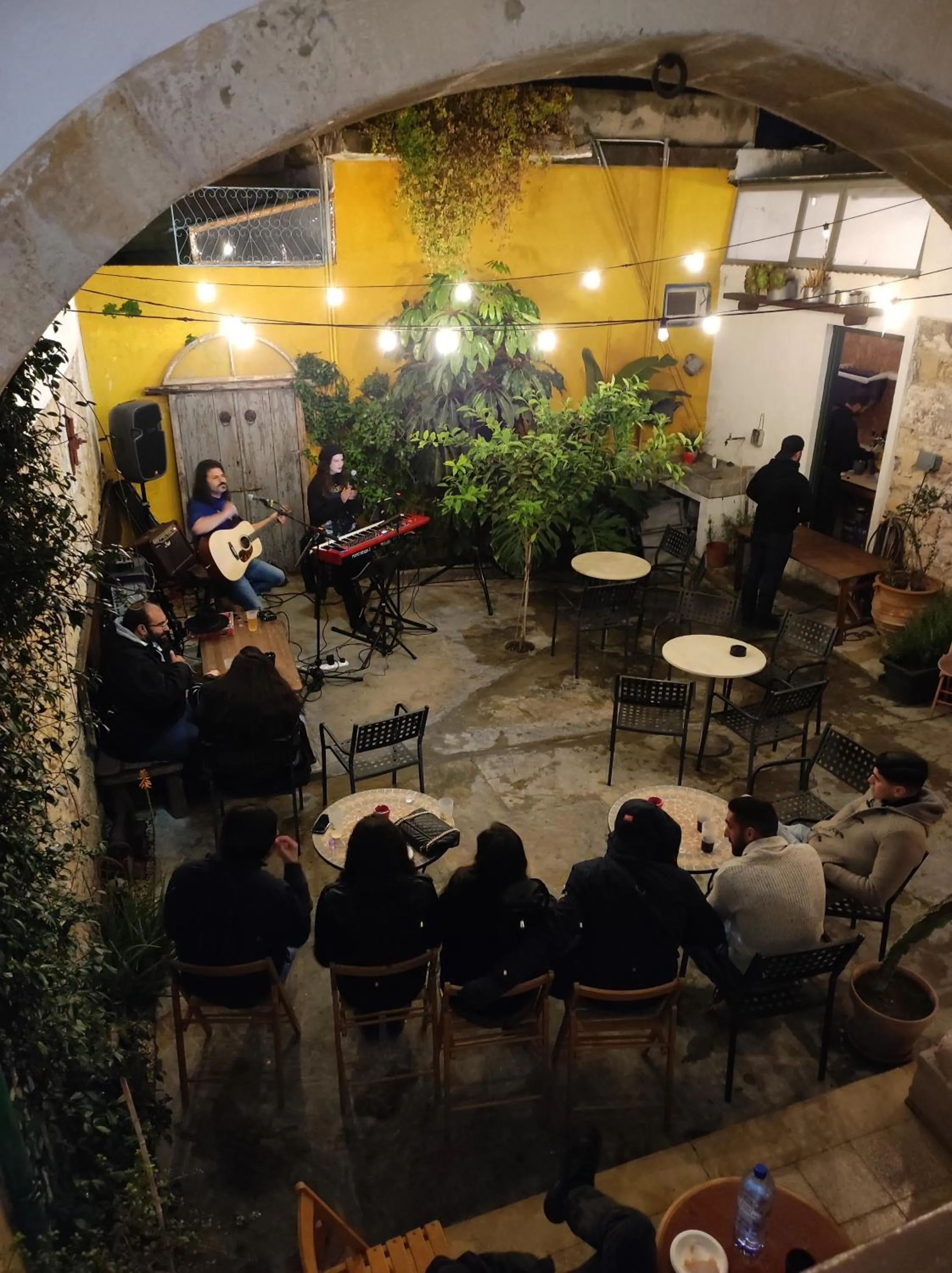 Patio in Le Mat Hostel