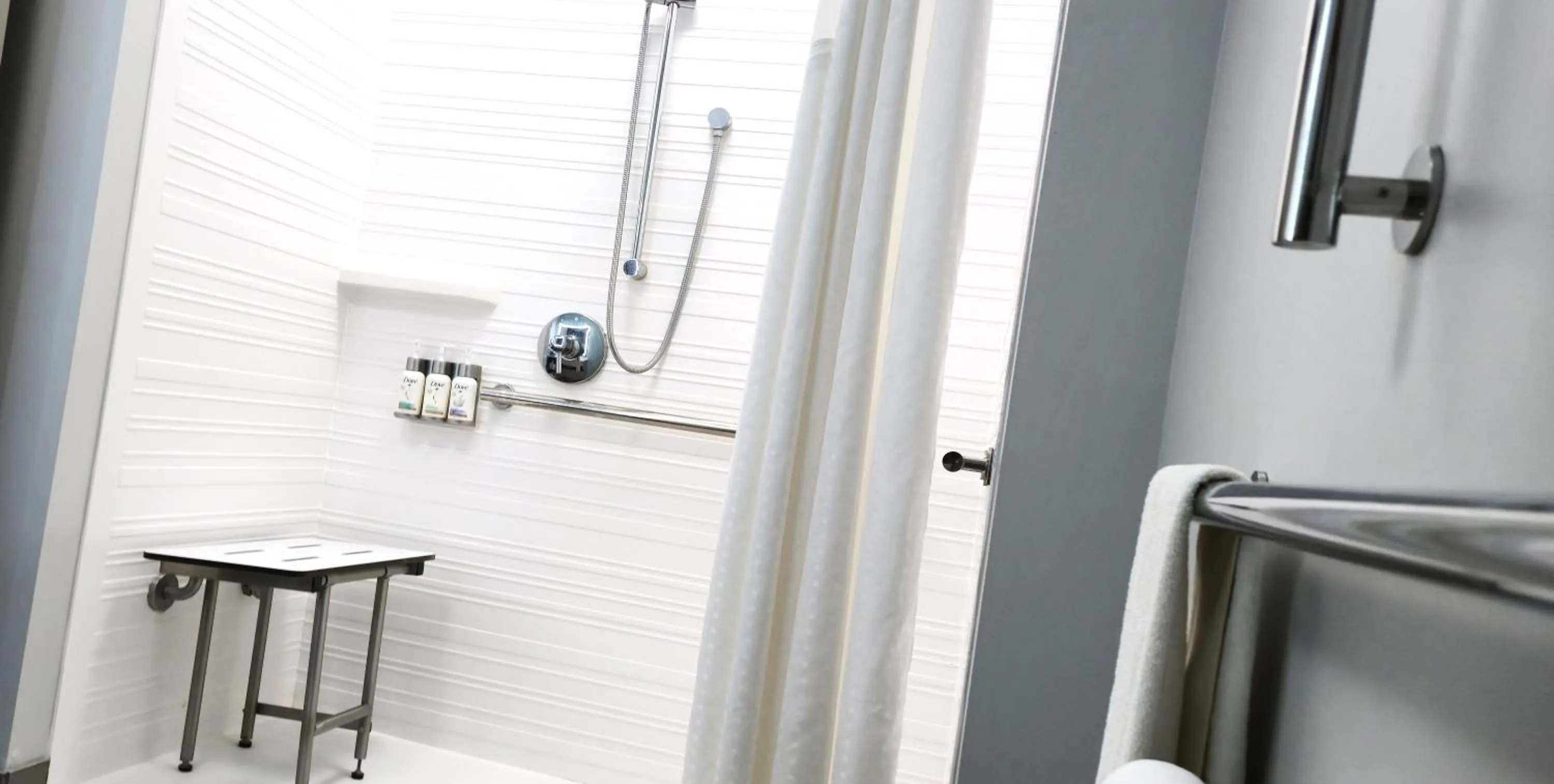 Shower in avid hotels - Kalamazoo East by IHG