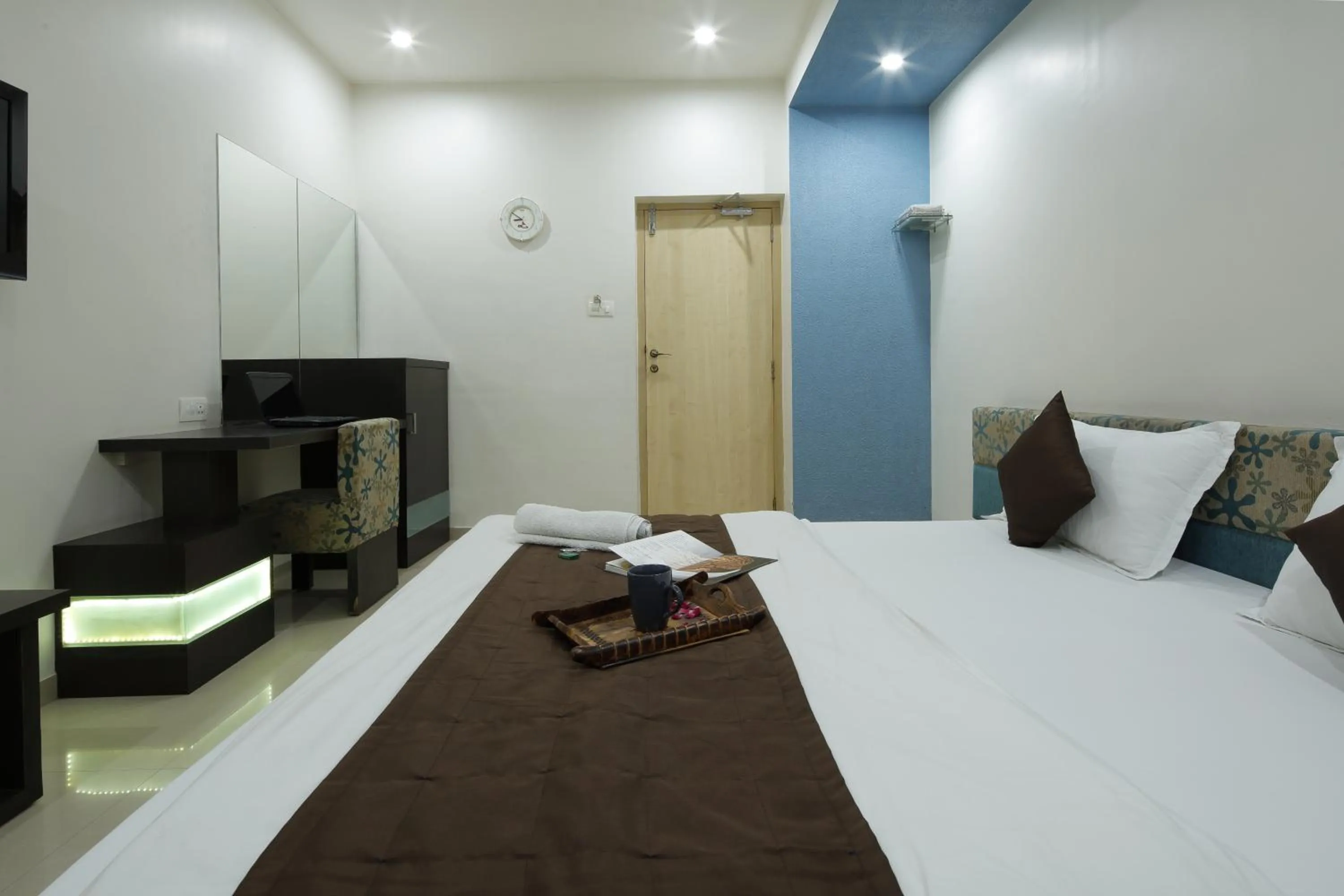 Photo of the whole room, Bed in Hotel Volga