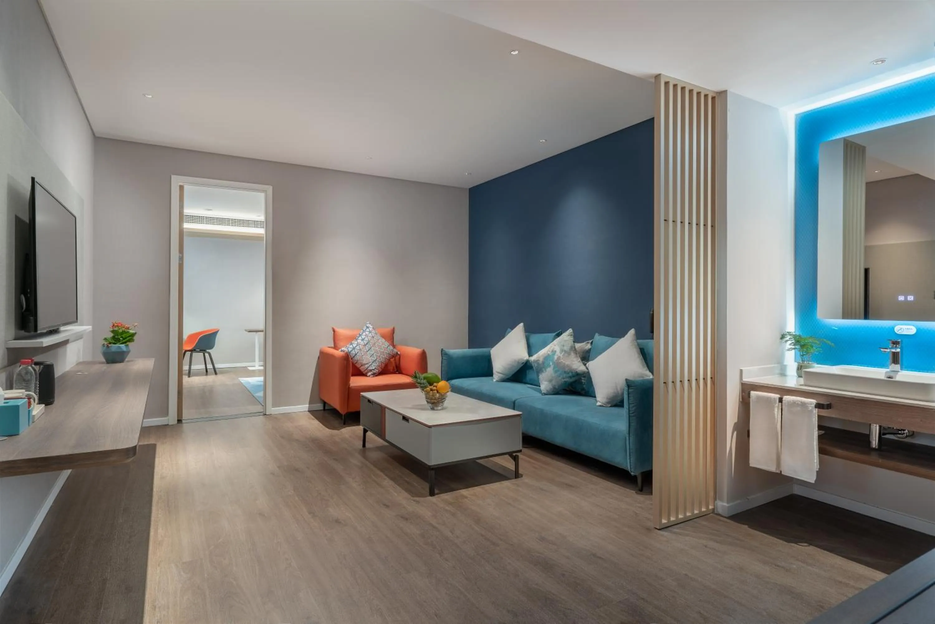 Living room in Holiday Inn Express Changsha South Railway Station by IHG