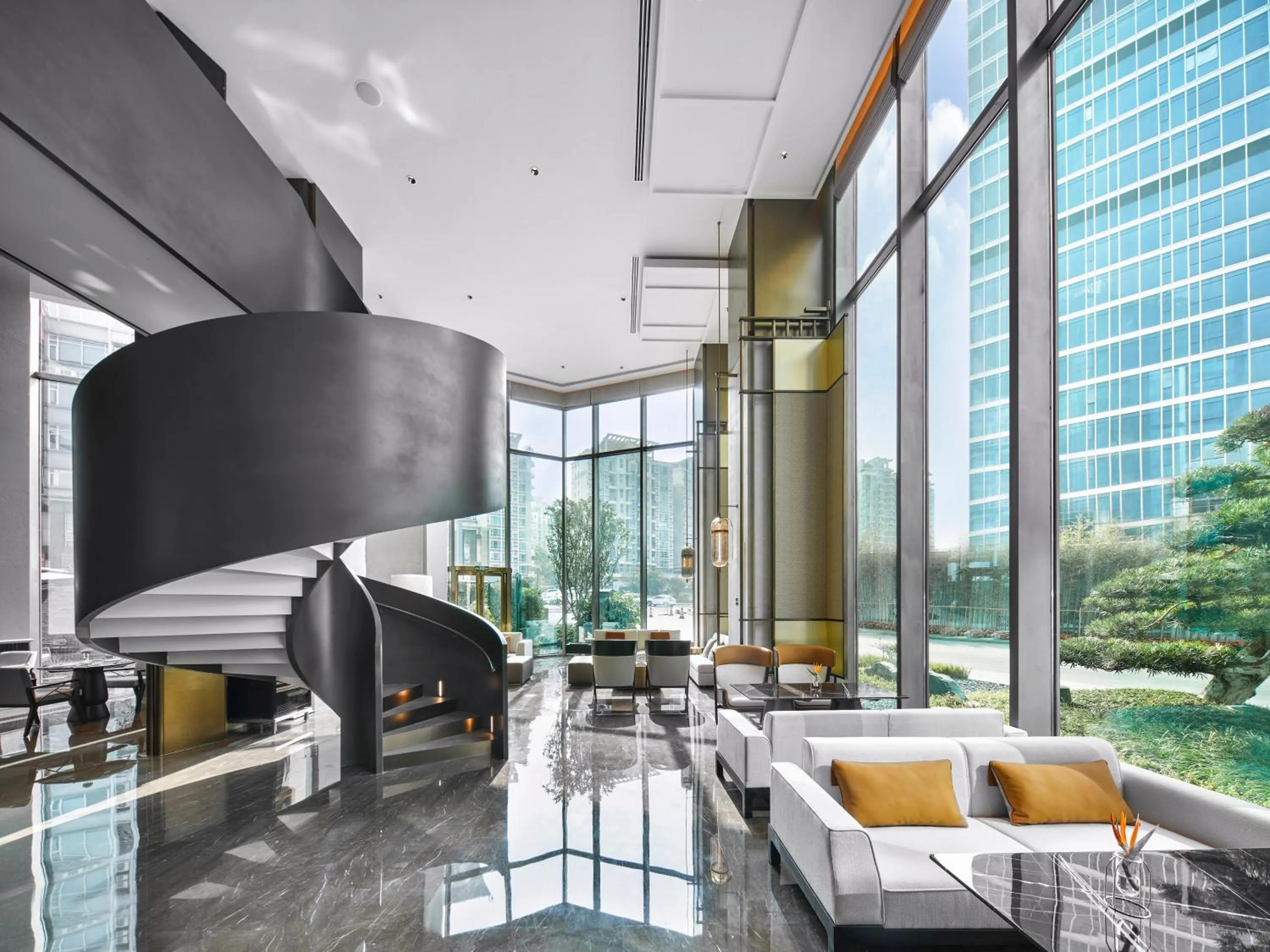 Lounge or bar in InterContinental Dongguan by IHG