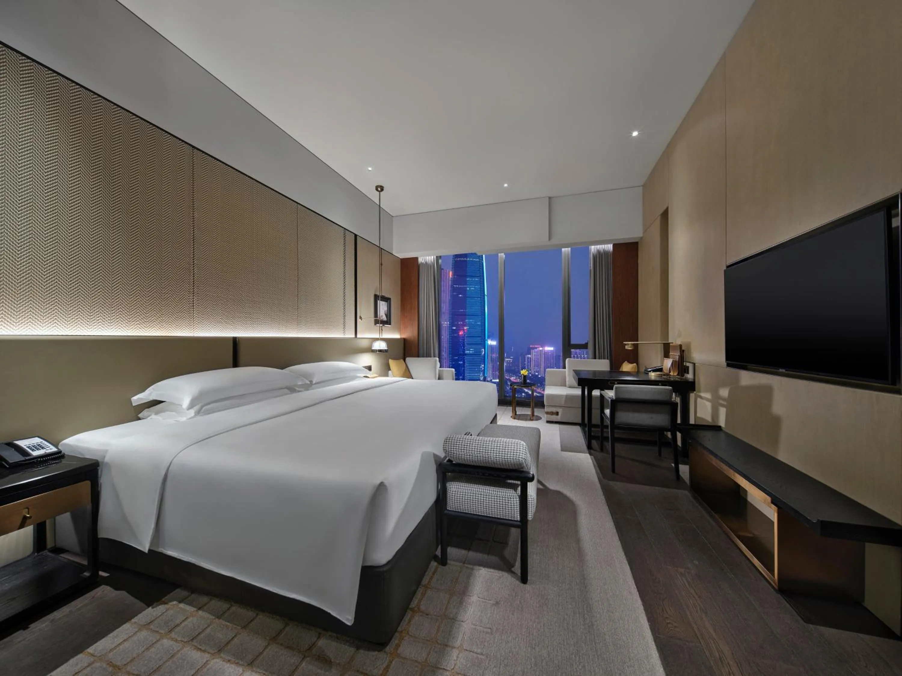 Photo of the whole room, Bed in InterContinental Dongguan by IHG
