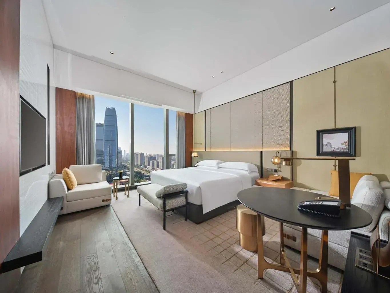 Property building, Bed in InterContinental Dongguan by IHG Property building, Bed in InterContinental Dongguan by IHG