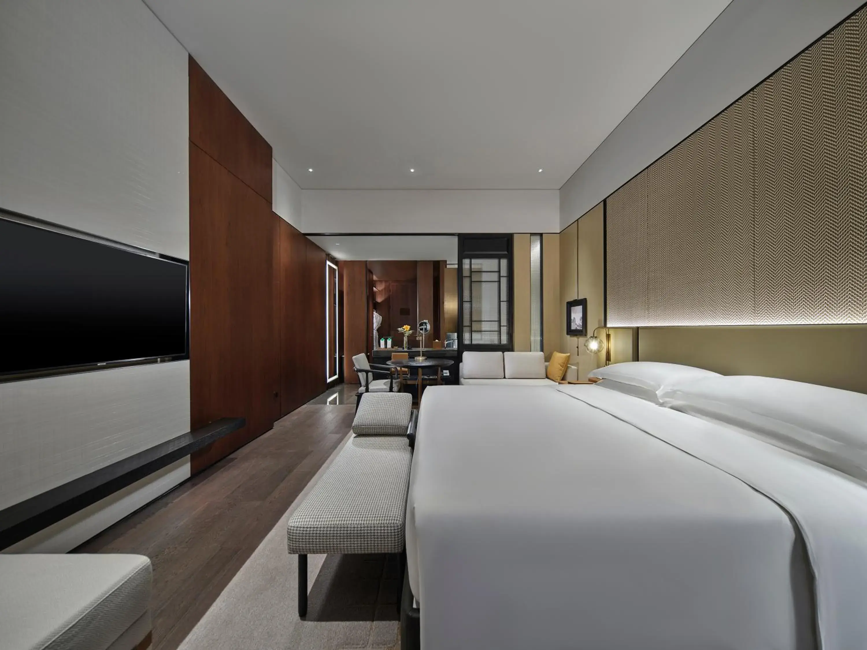 Photo of the whole room, Bed in InterContinental Dongguan by IHG Photo of the whole room, Bed in InterContinental Dongguan by IHG