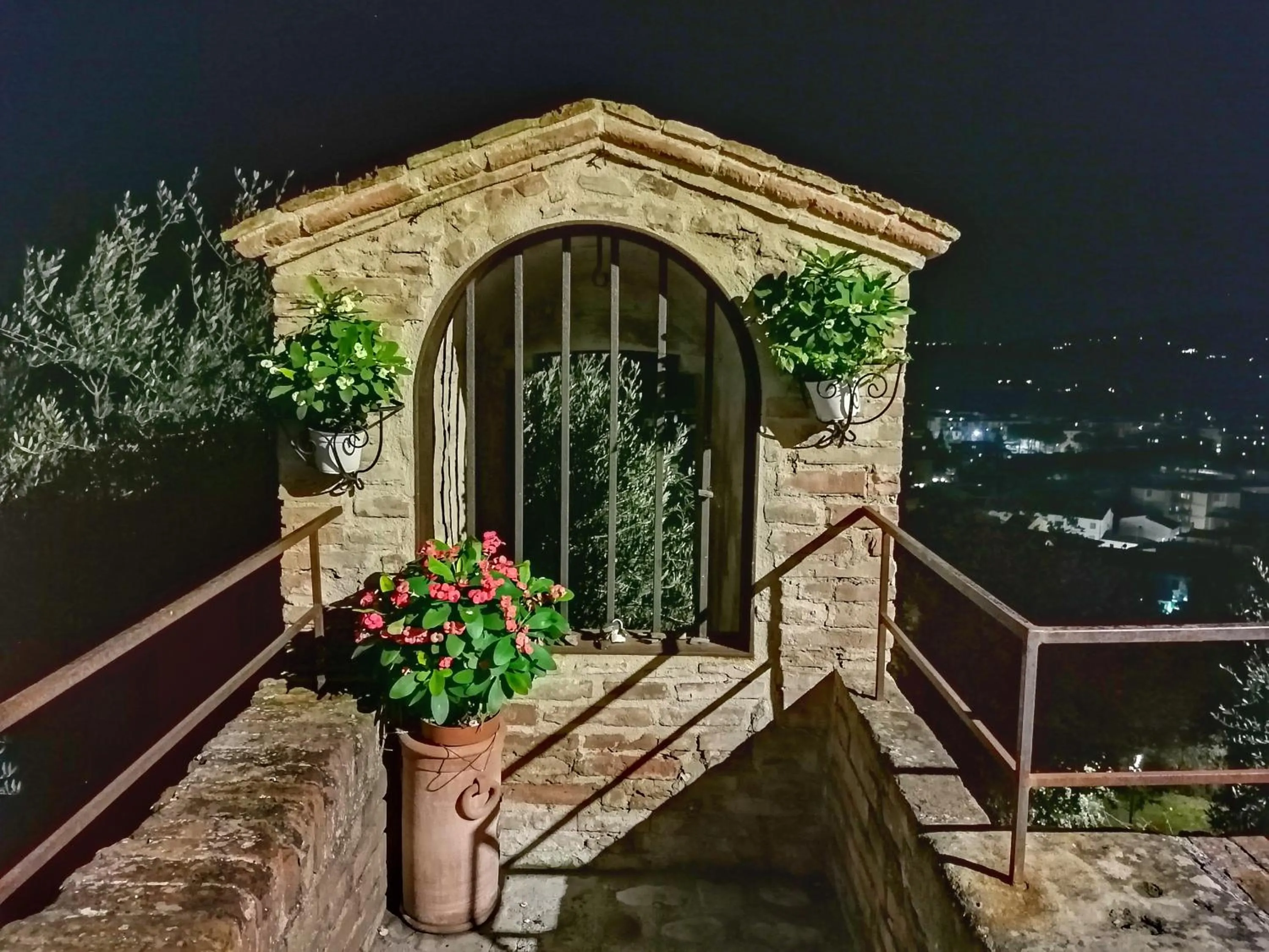 Garden view in La Suite Toscana
