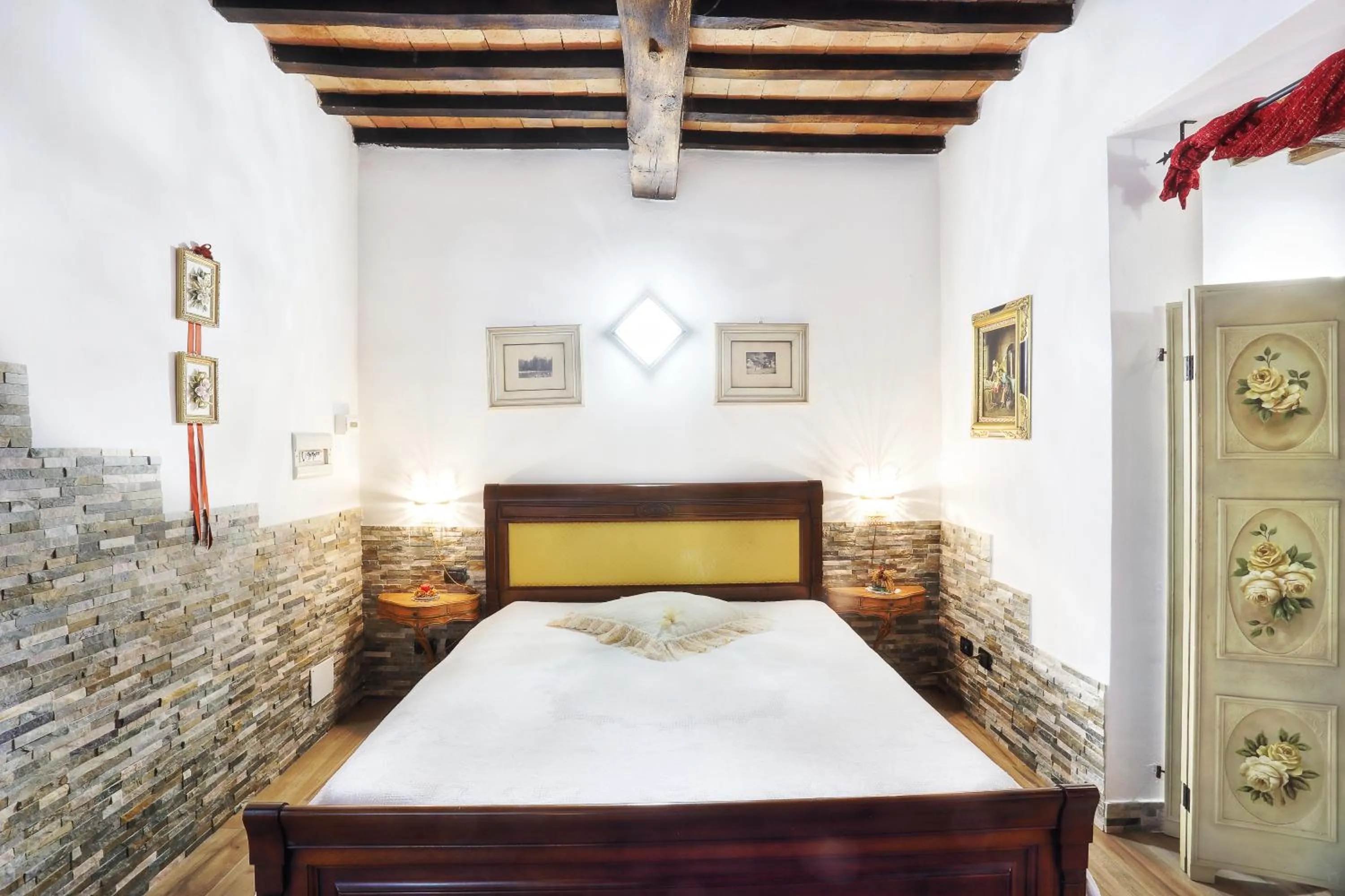 Bed in La Suite Toscana