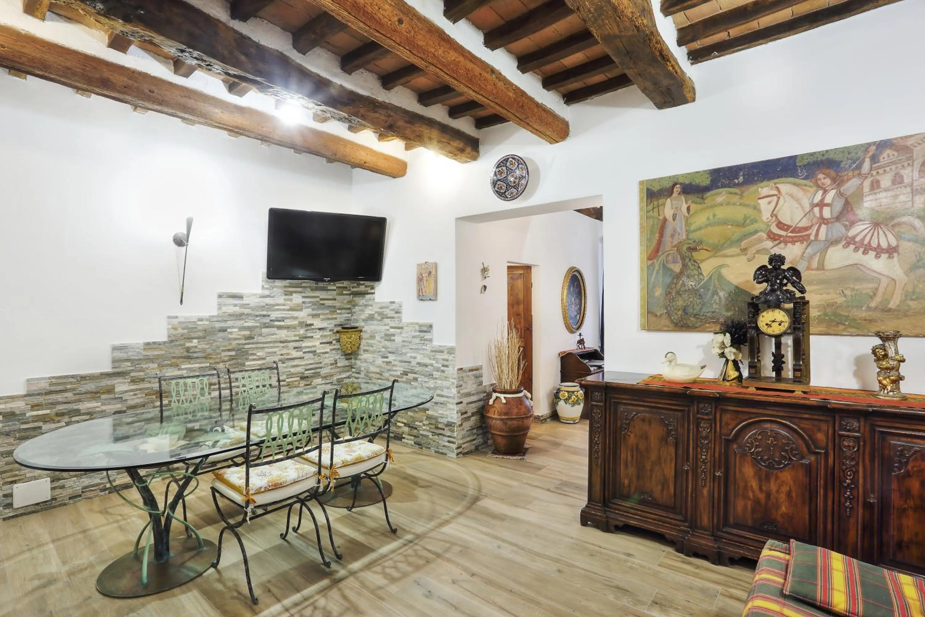 TV and multimedia in La Suite Toscana