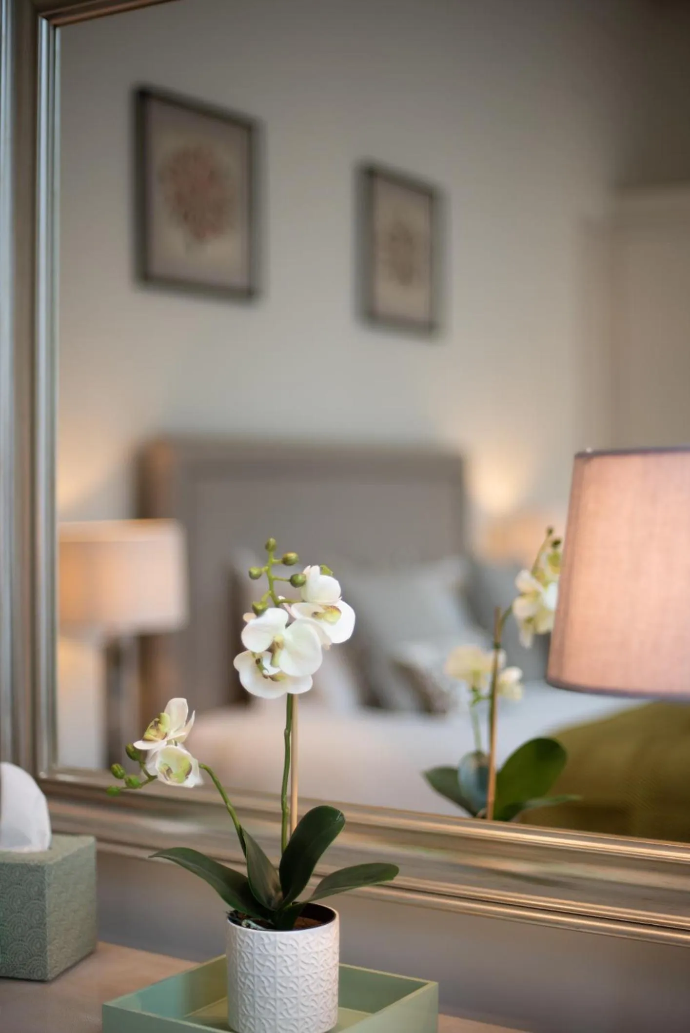 Decorative detail in Grosvenor Gardens by CAPITAL