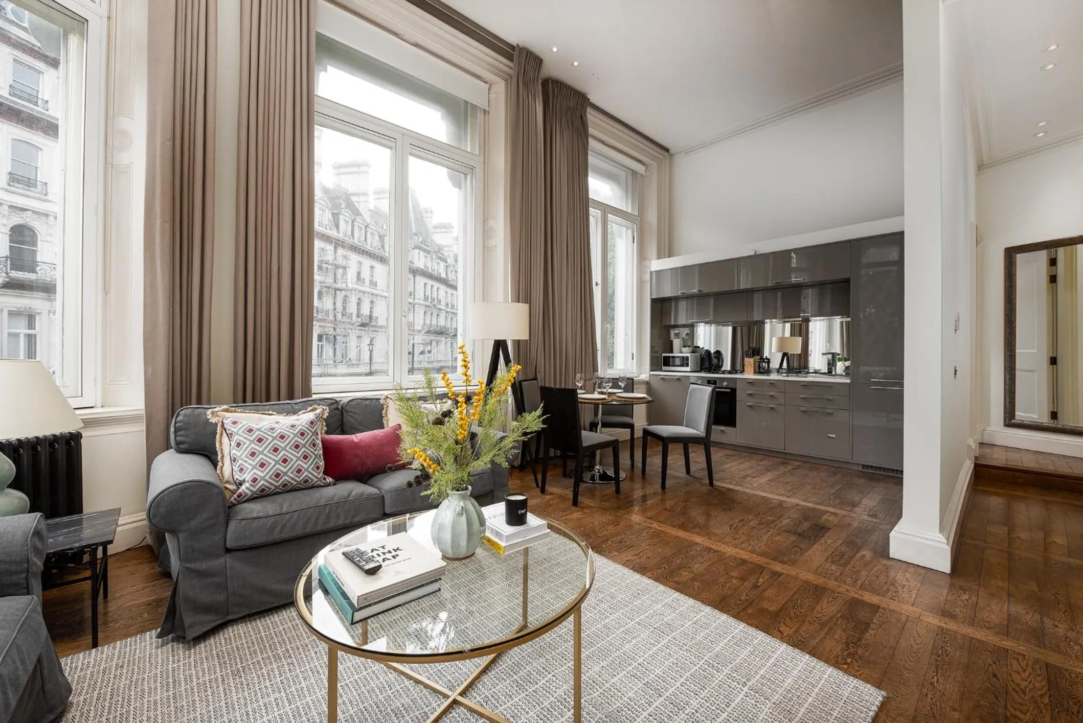 Coffee/tea facilities in Grosvenor Gardens by CAPITAL