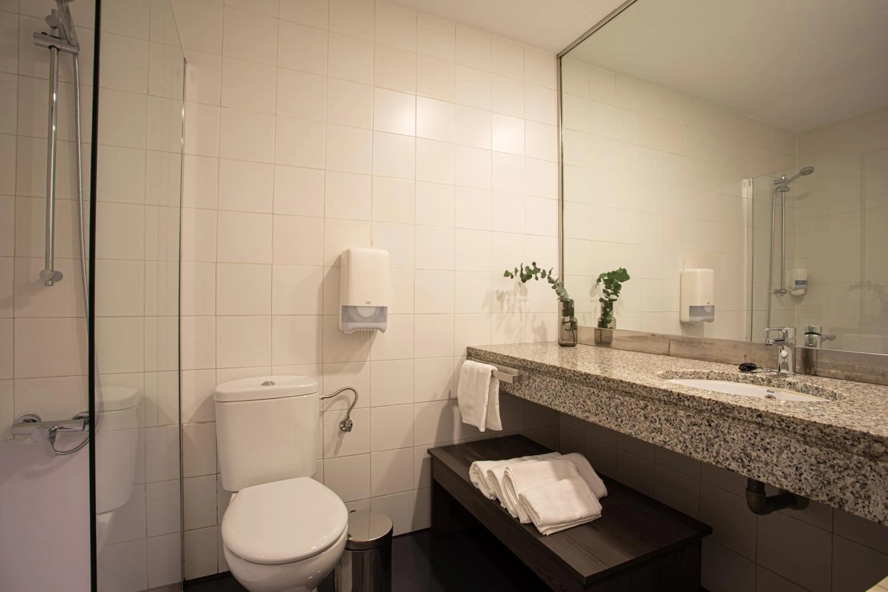 Bathroom in Soraluze Hotela