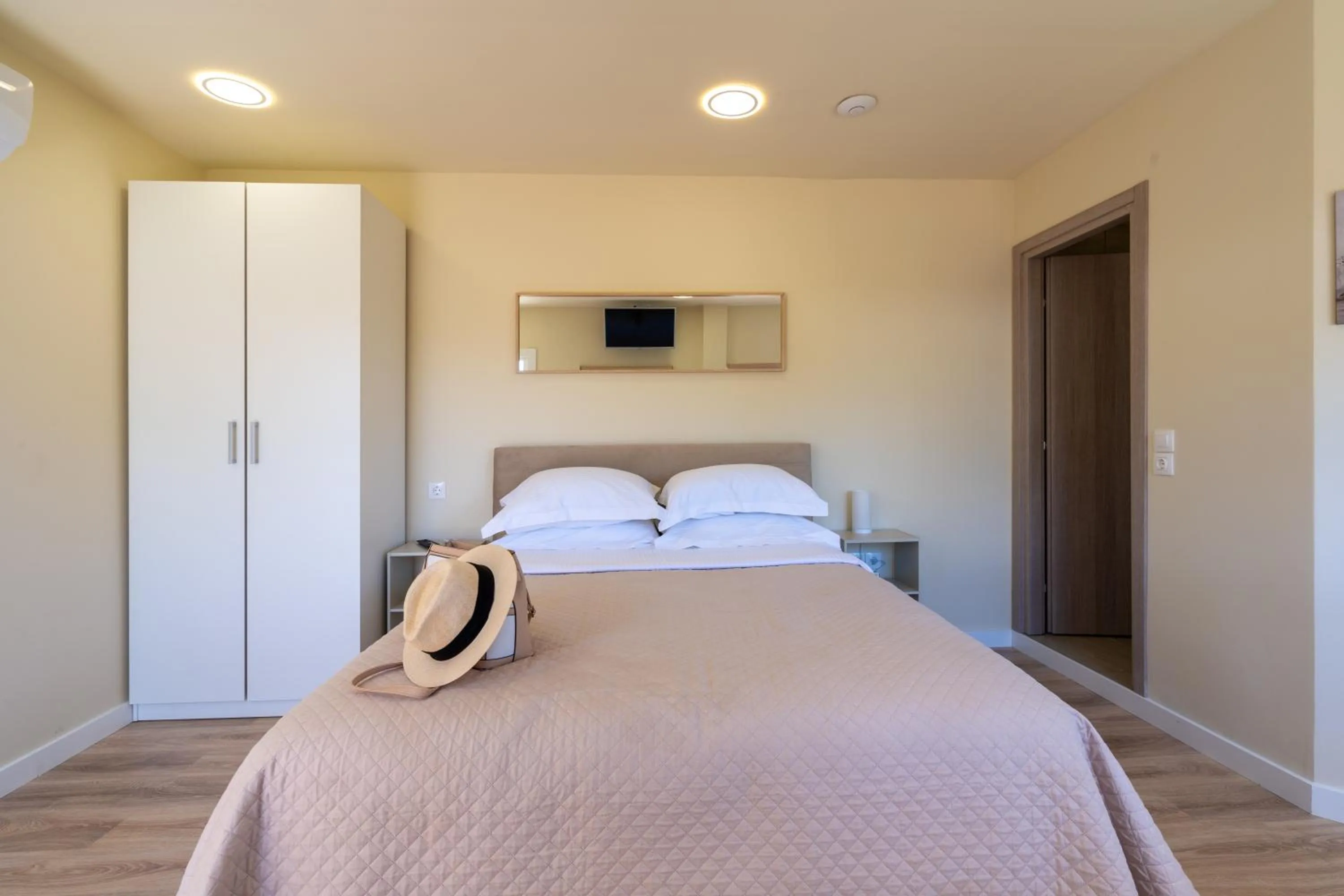 Bedroom, Bed in Modular Bungalows With Heated Pool Artemis Greece