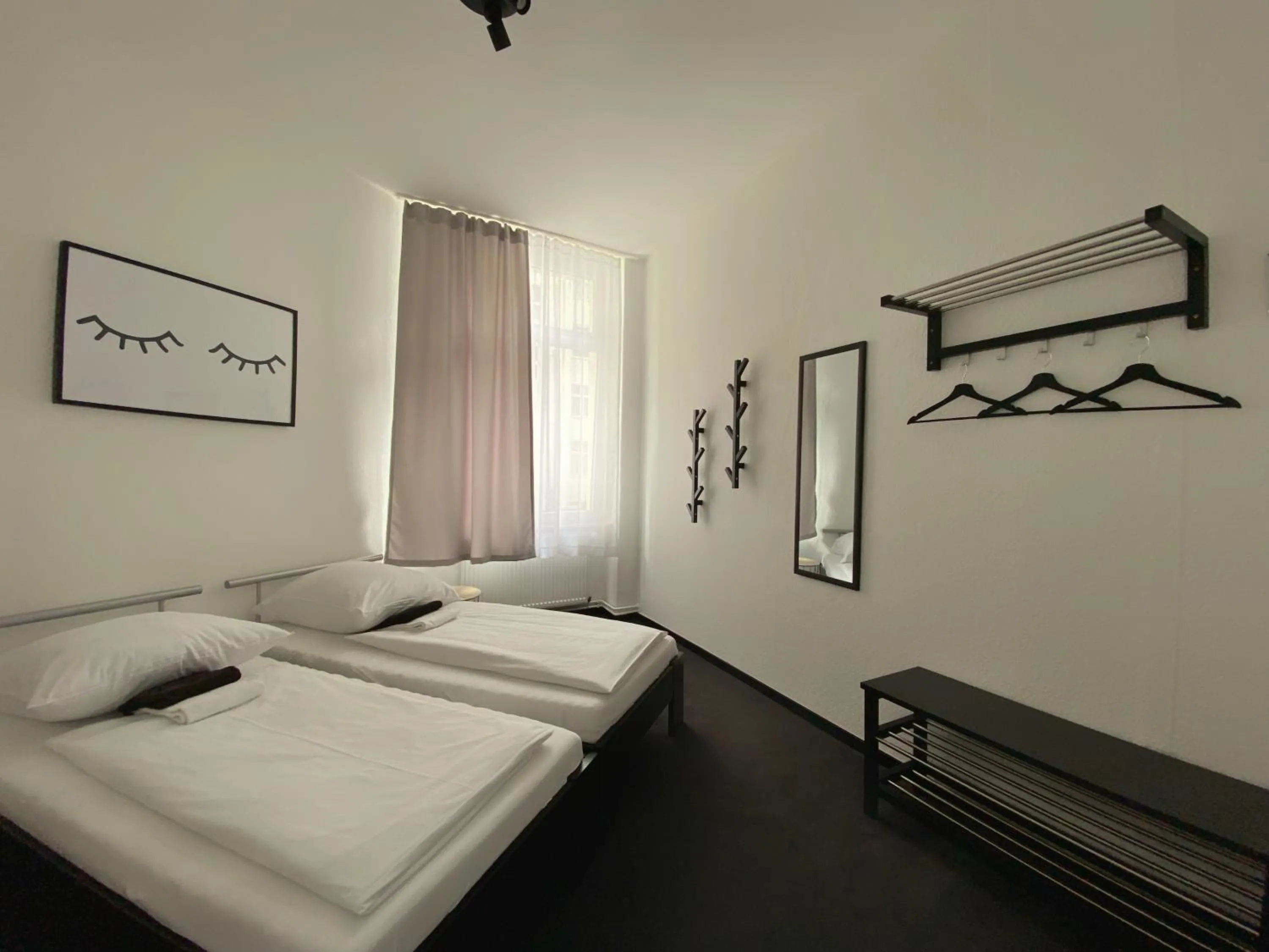 Photo of the whole room, Bed in Hotel AVAlex