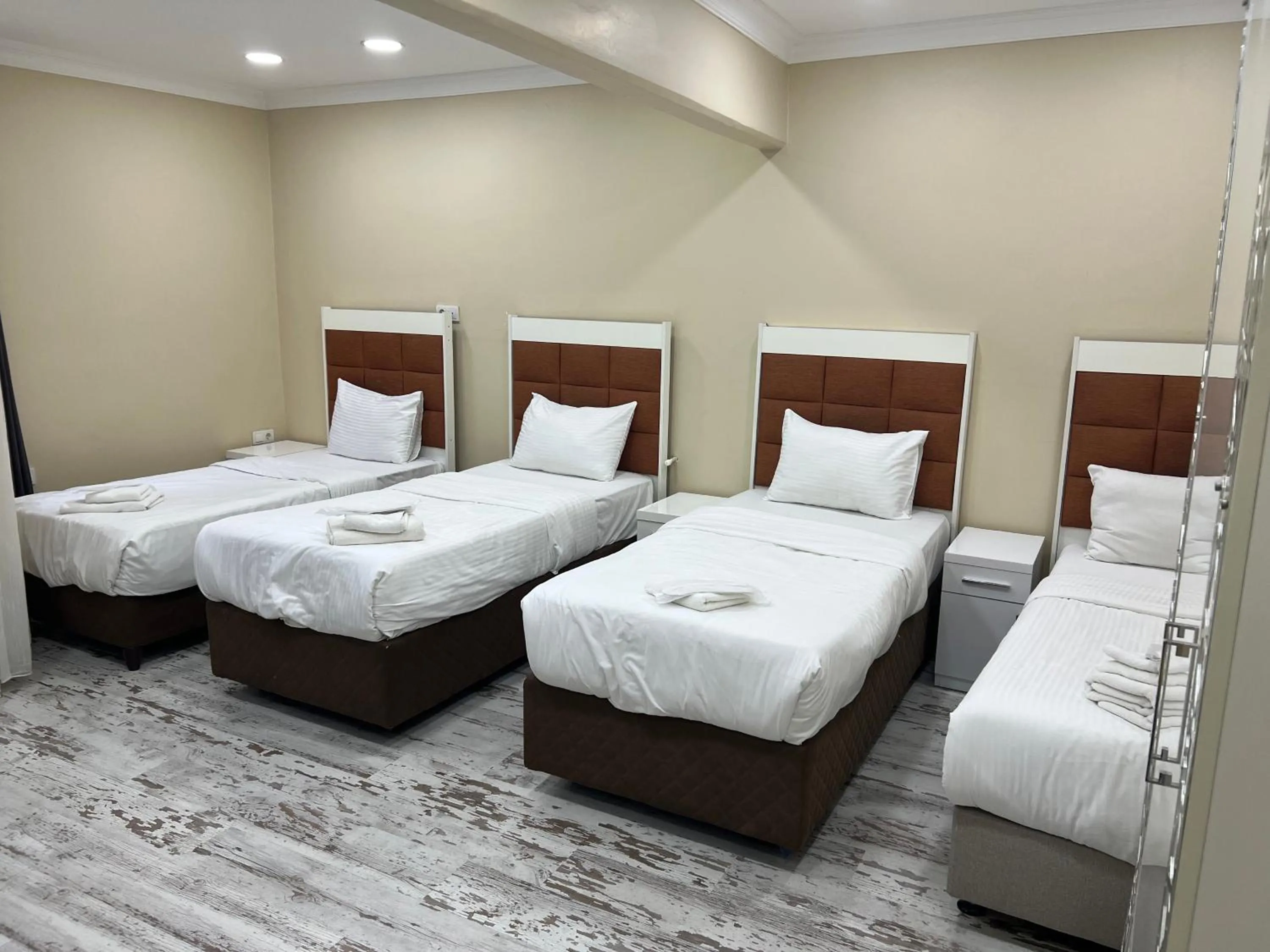 Bed in King Istanbul Hotel