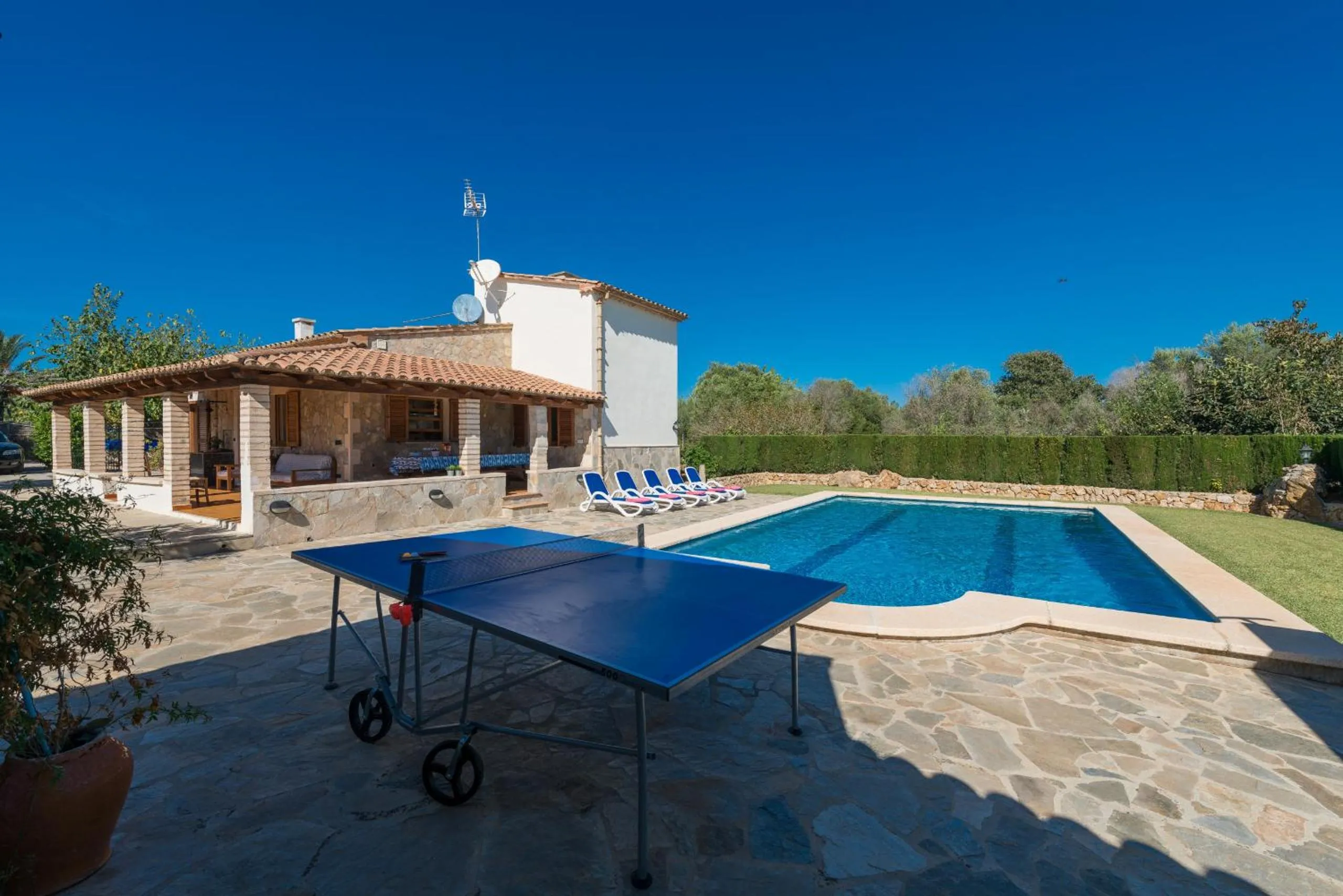 Villa YESERO