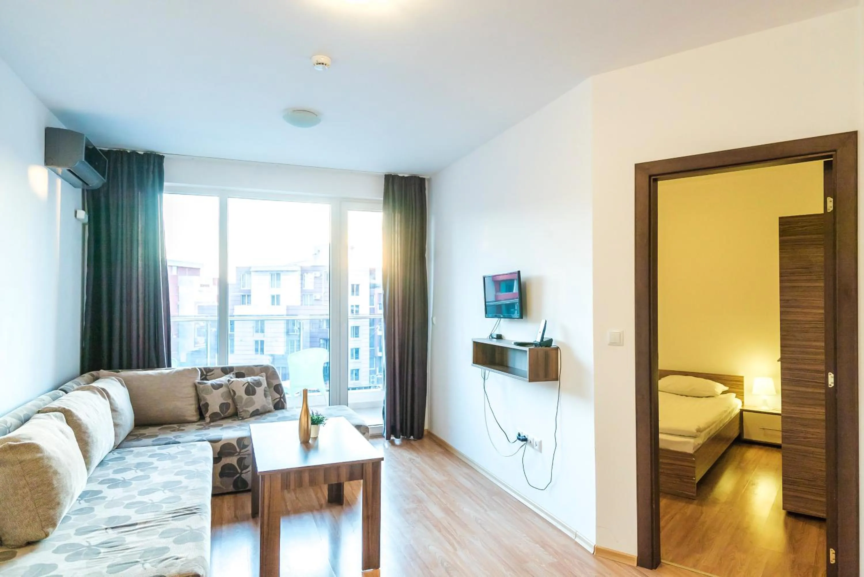 Living room in Admiral Plaza Hotel