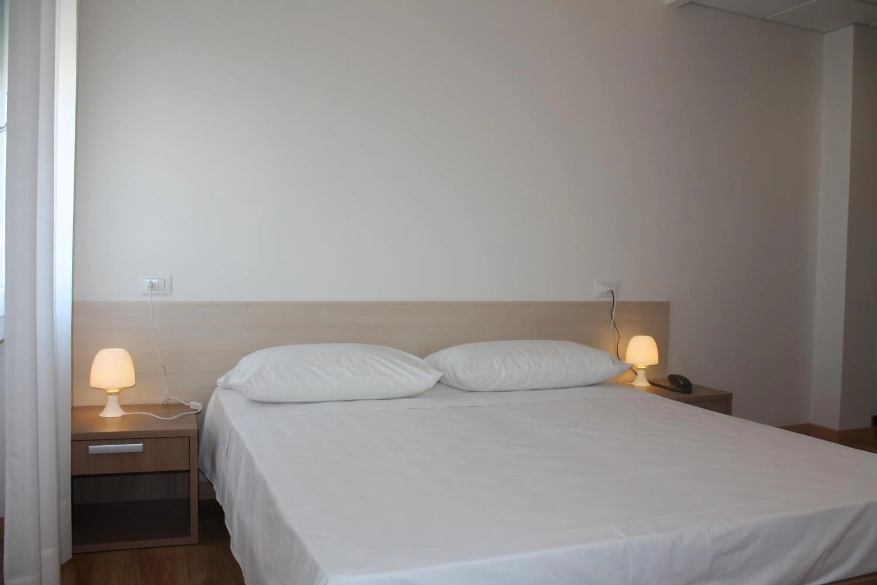 Photo of the whole room, Bed in Hotel Gronda Lagunare