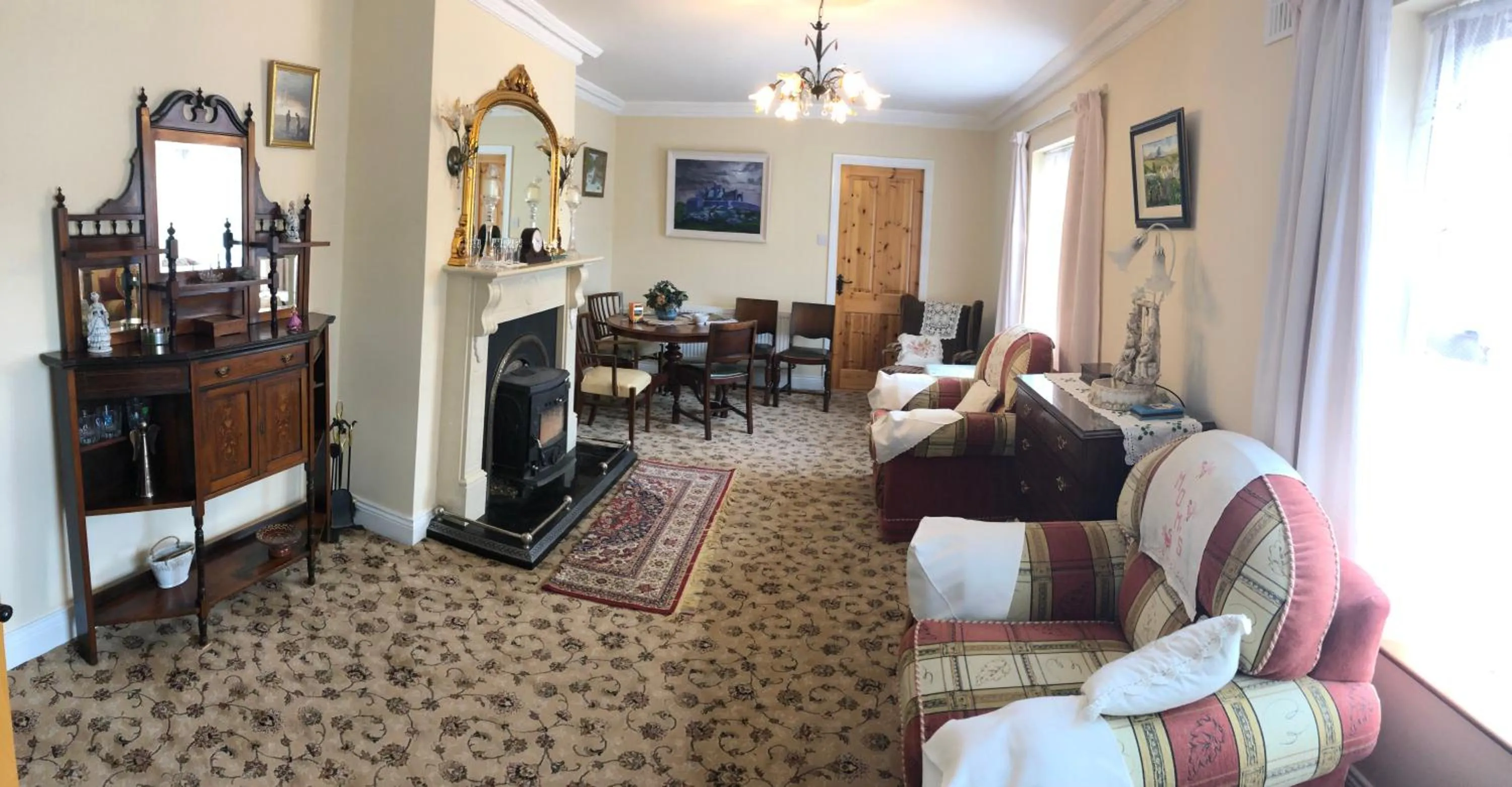 Seating area in Rockville House B&B