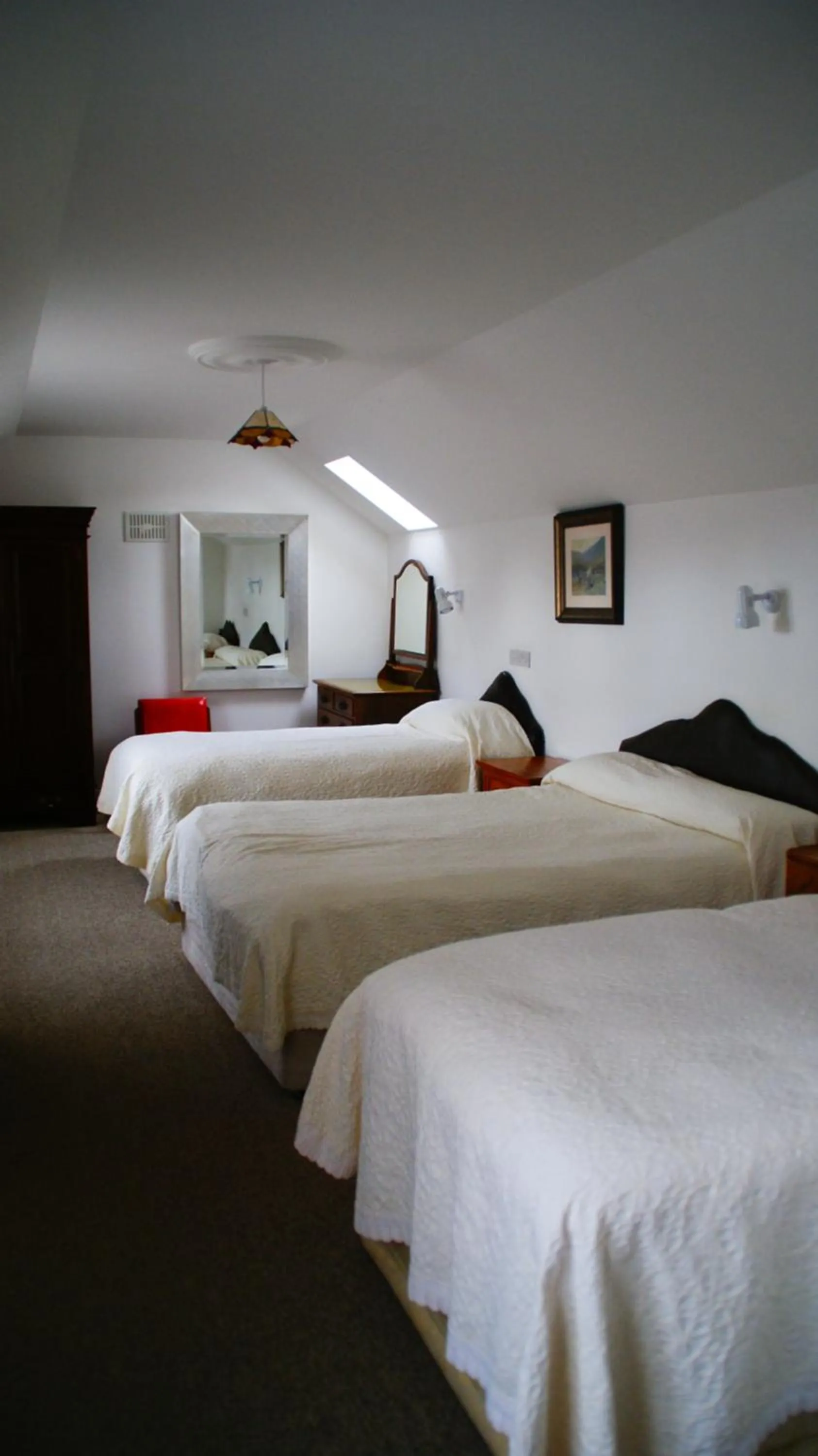 Photo of the whole room, Bed in Rockville House B&B