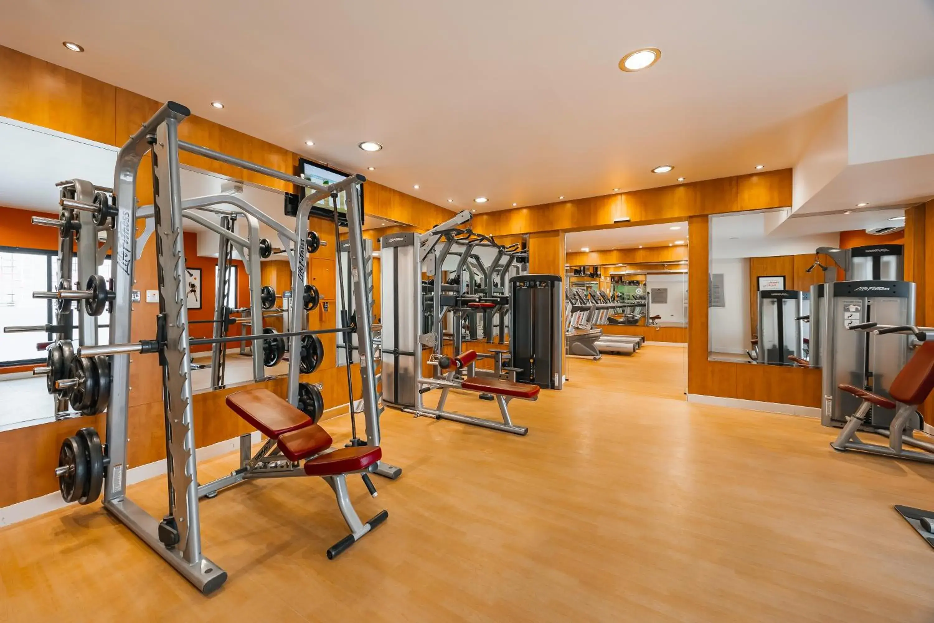 Fitness centre/facilities in Golden Sands Hotel Apartments Fitness centre/facilities in Golden Sands Hotel Apartments