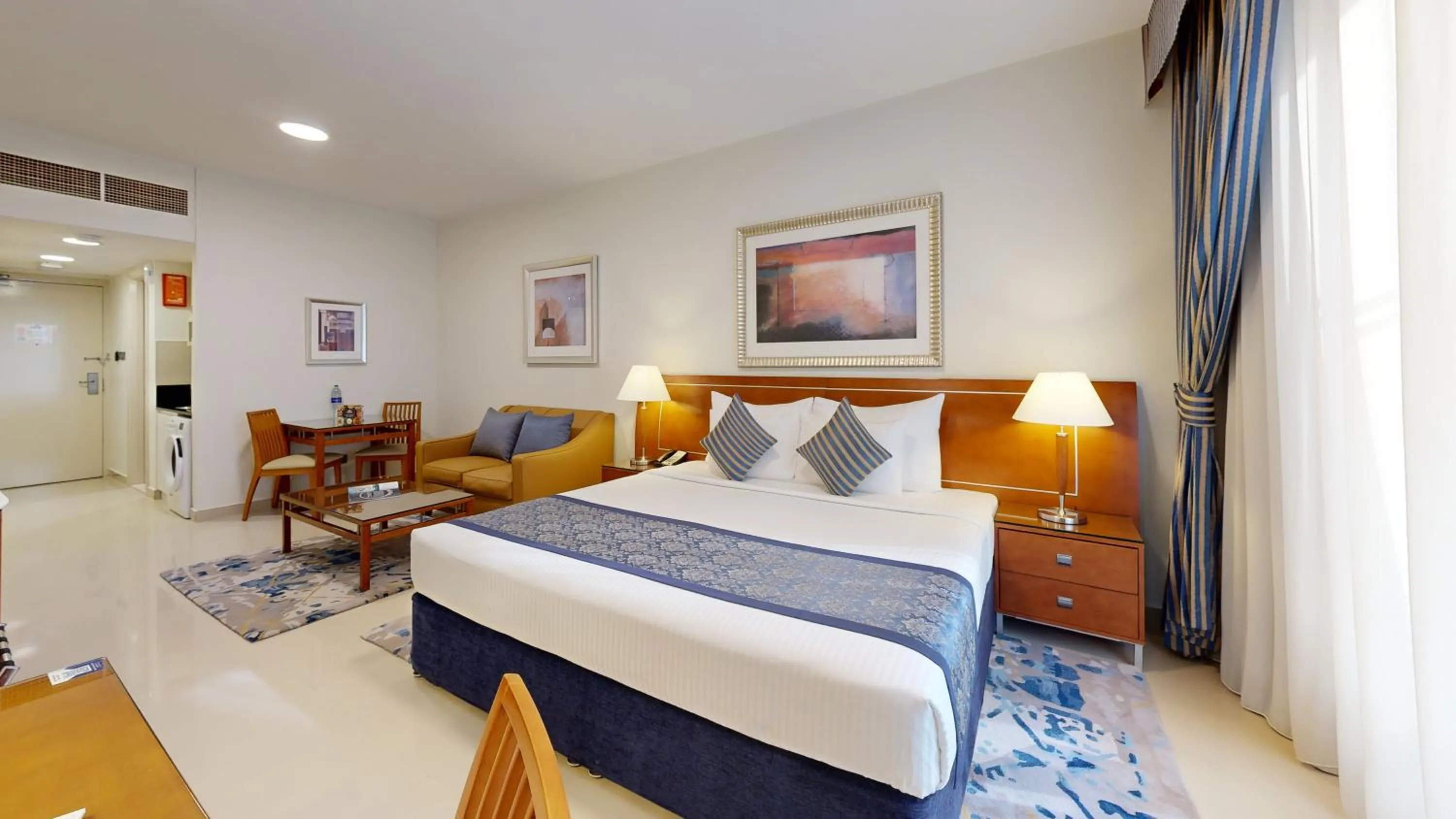Bed in Golden Sands Hotel Apartments