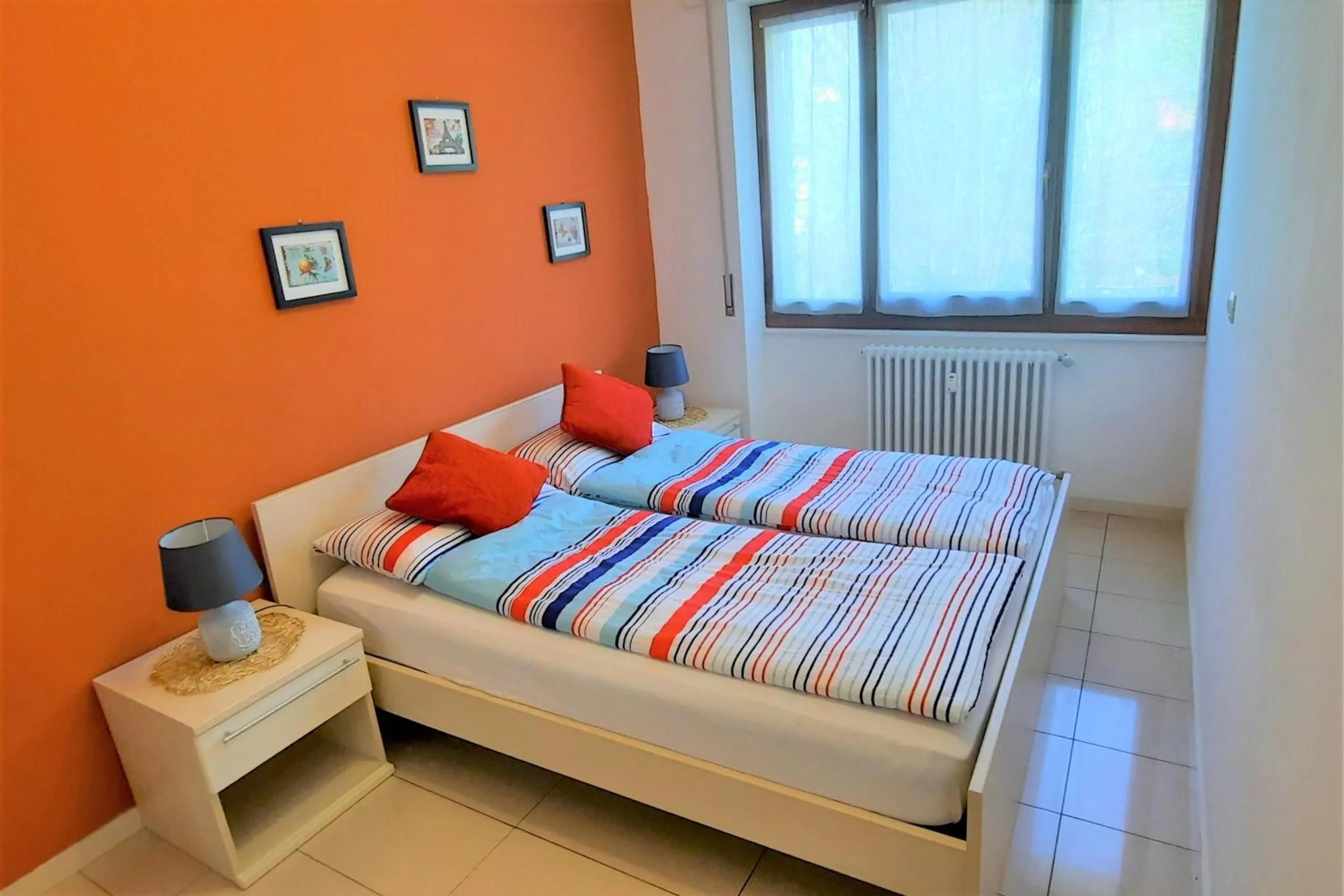 Bedroom, Bed in Lucini Ai Portici,parcheggio privato,due minuti dal Bernina Express