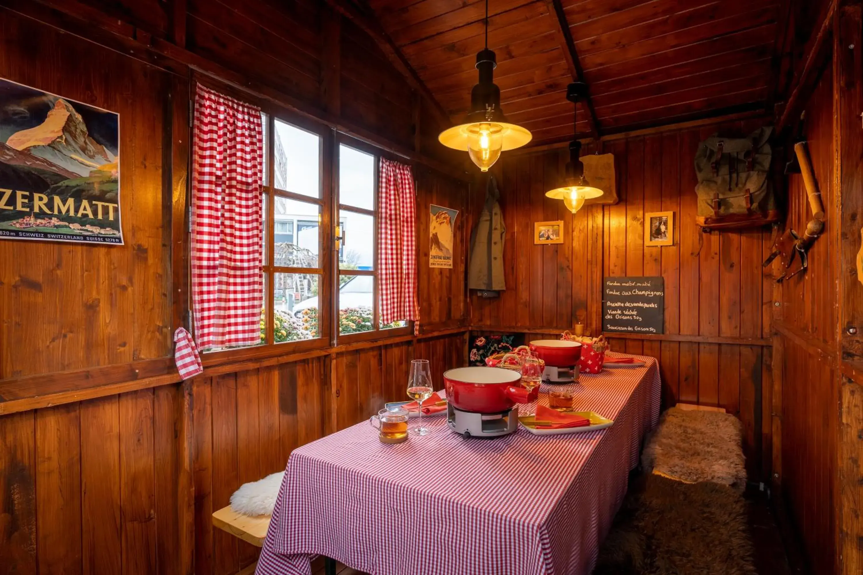 Restaurant/places to eat in Crowne Plaza Geneva by IHG Restaurant/places to eat in Crowne Plaza Geneva by IHG