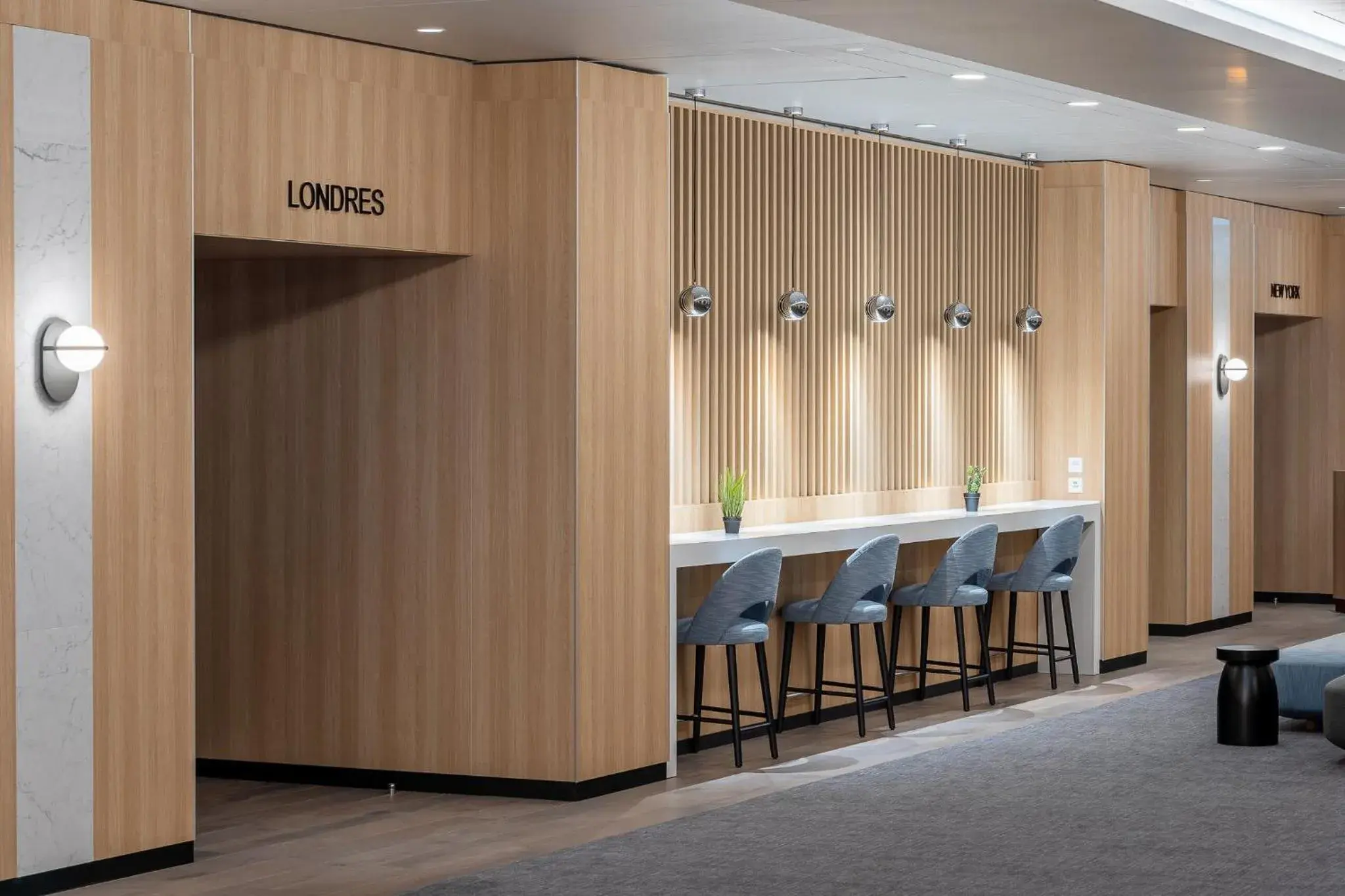 Restaurant/places to eat in Crowne Plaza Geneva by IHG Restaurant/places to eat in Crowne Plaza Geneva by IHG