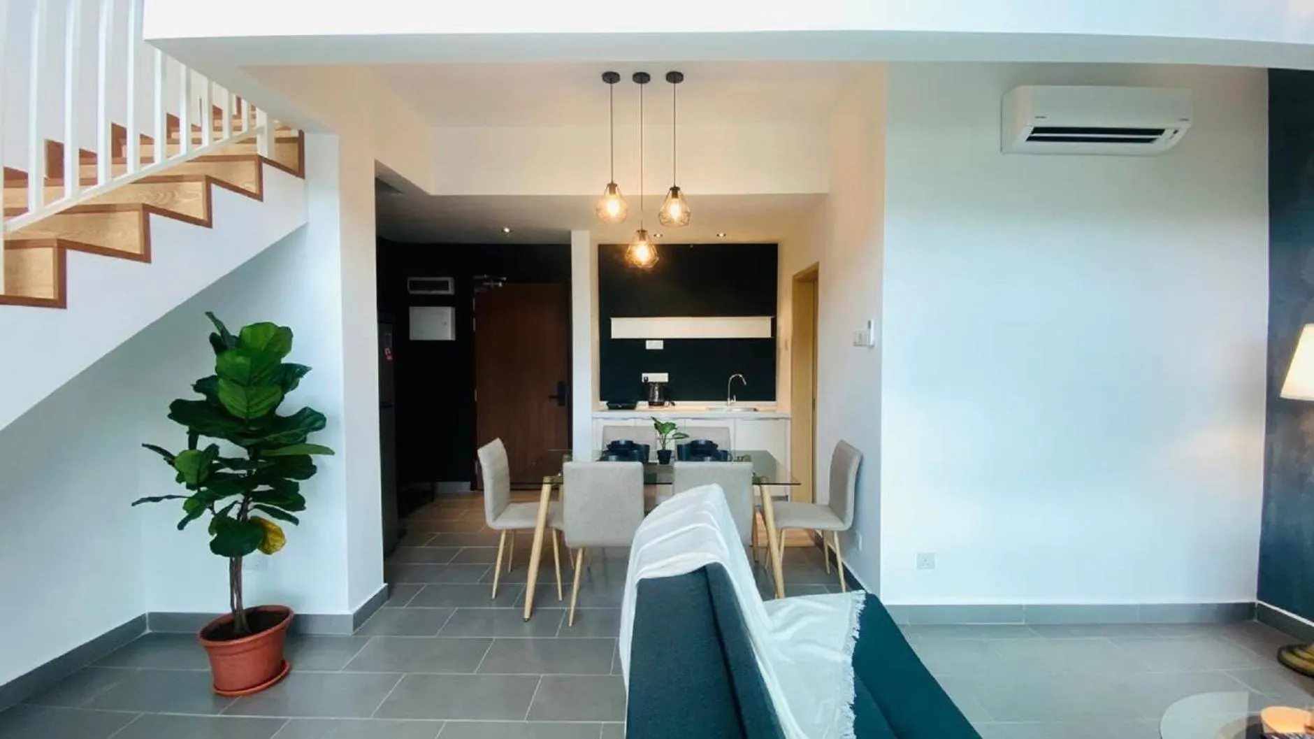 Dining area in Kuantan Imperium by Glex