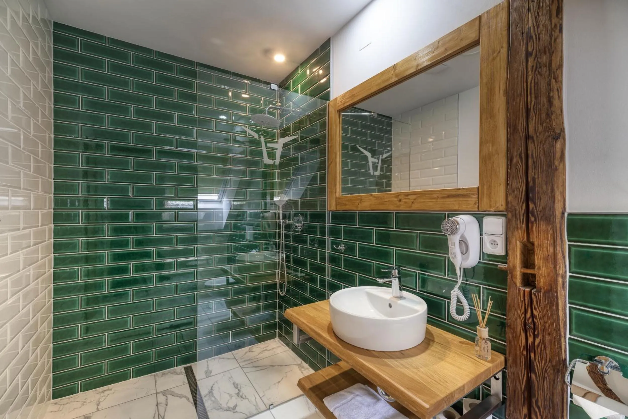 Bathroom in Pivní Hotel