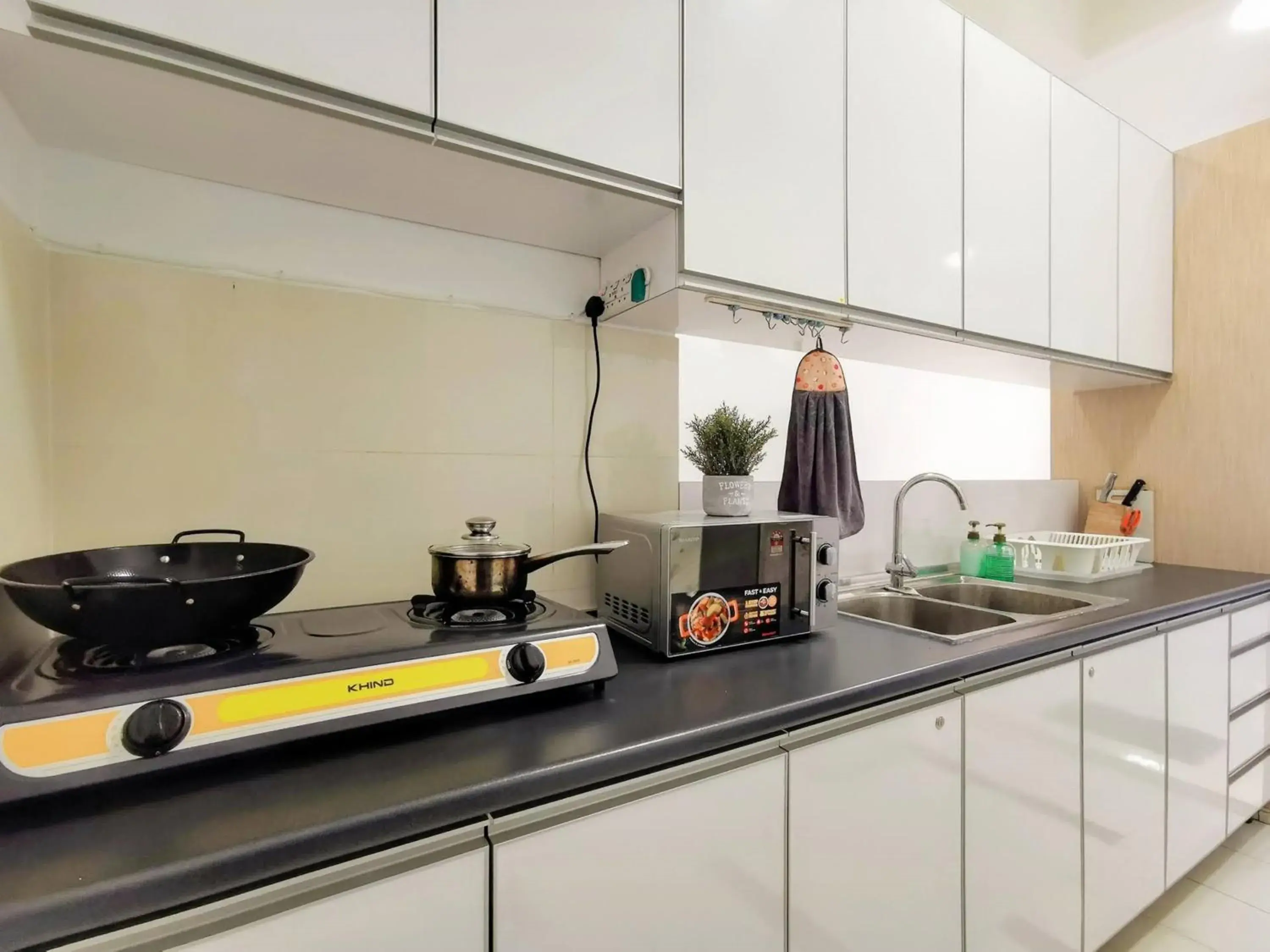 Kitchen or kitchenette in Skypod Residence Puchong Kitchen or kitchenette in Skypod Residence Puchong