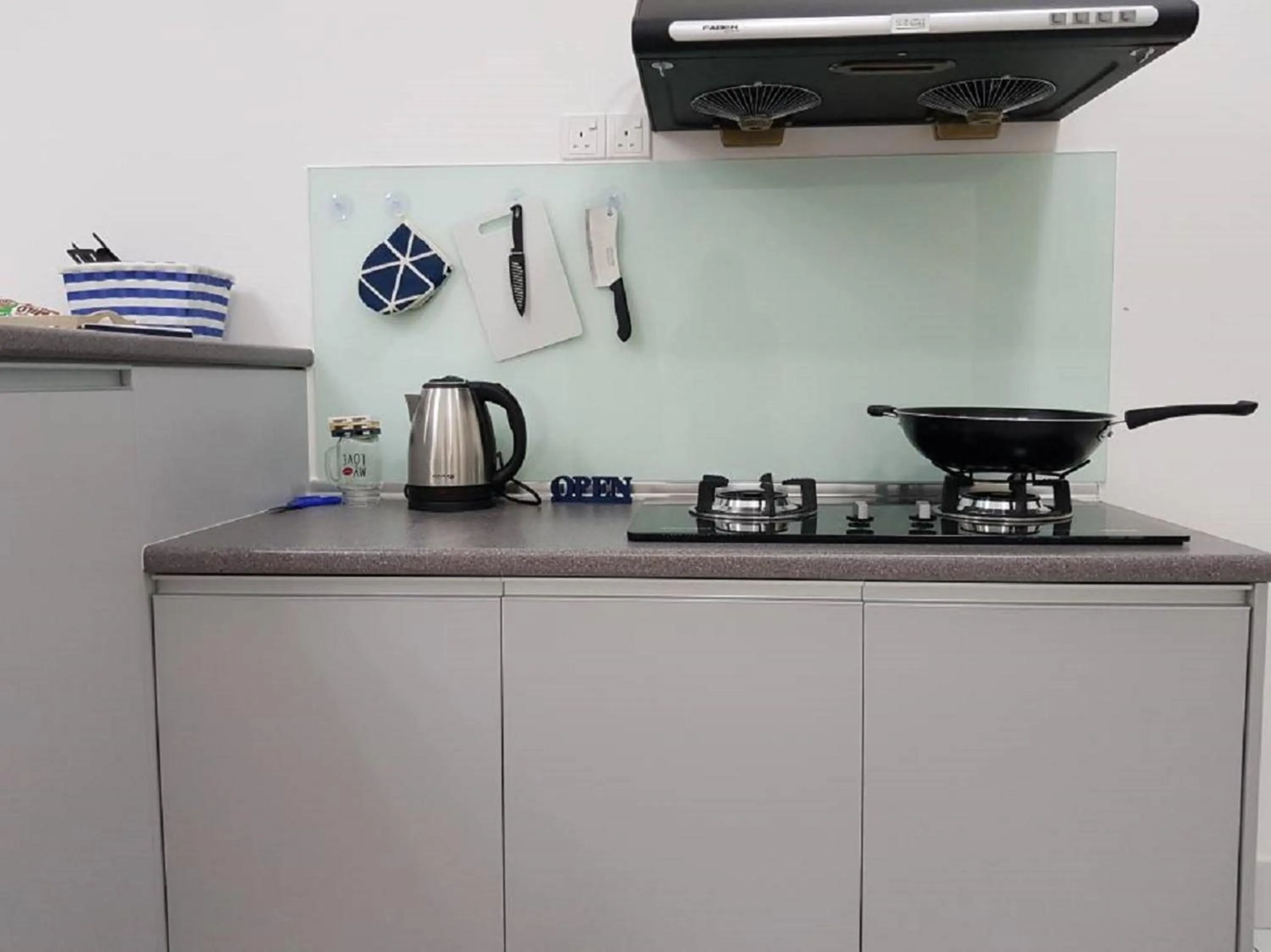 Kitchen or kitchenette in Skypod Residence Puchong