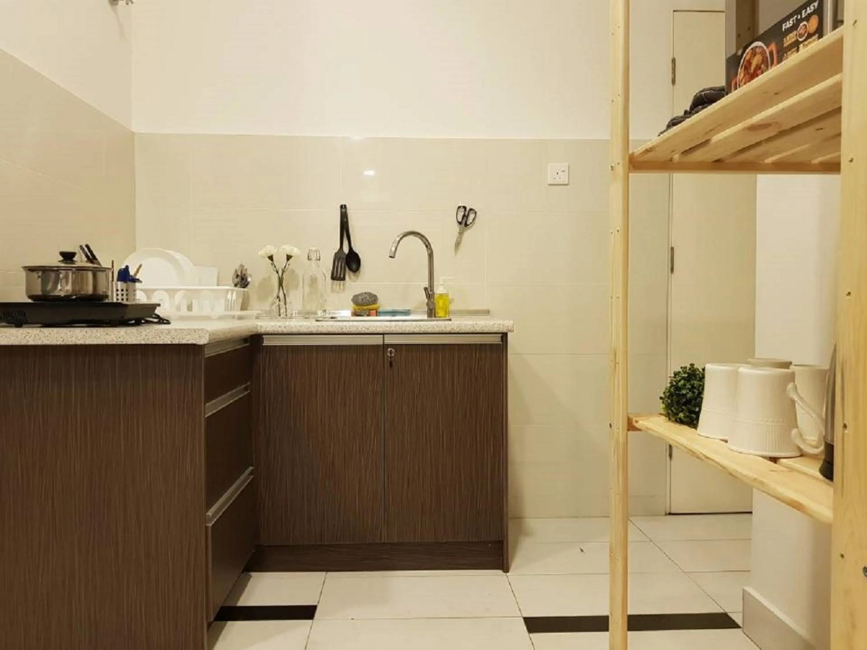 Kitchen or kitchenette in Skypod Residence Puchong