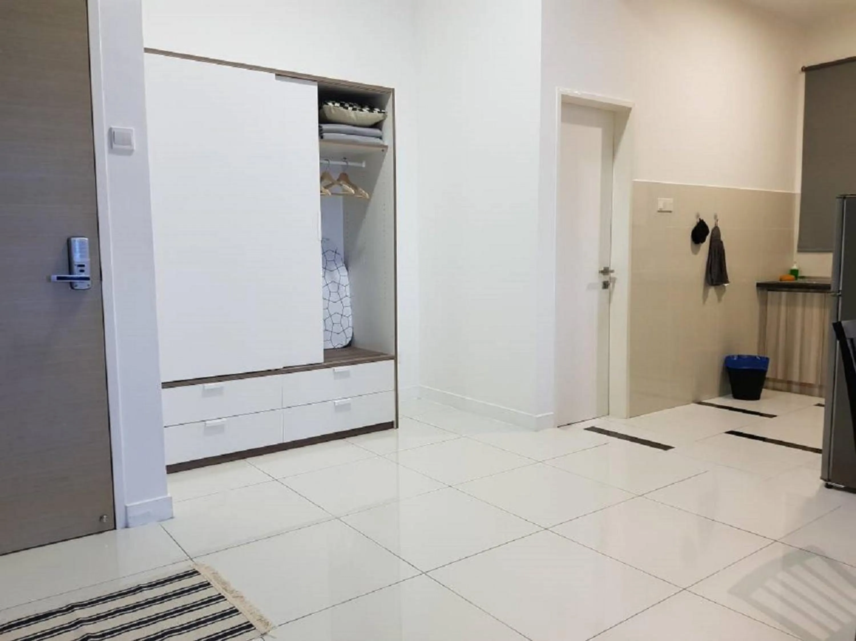 Kitchen or kitchenette in Skypod Residence Puchong