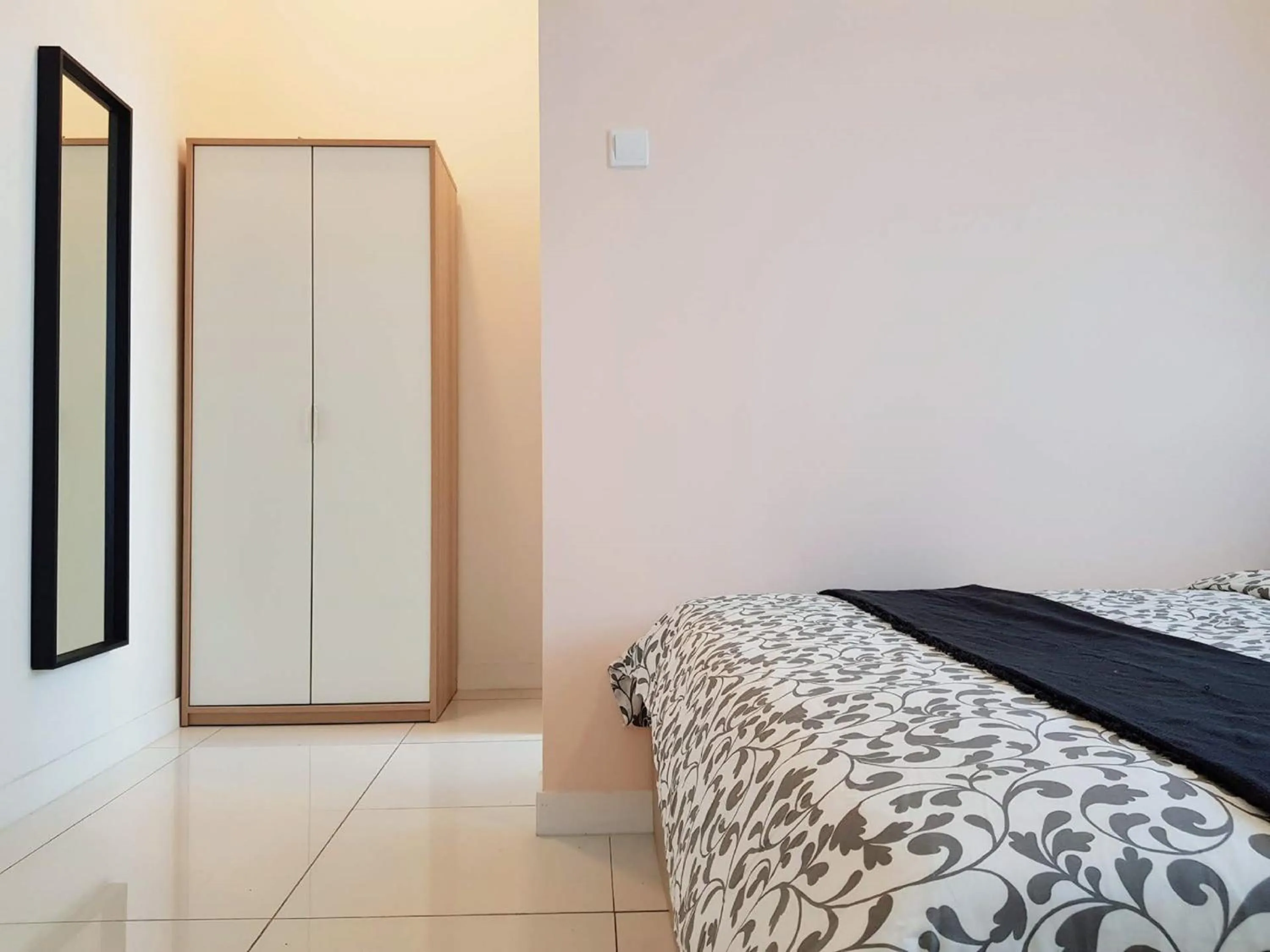 Bedroom, Bed in Skypod Residence Puchong