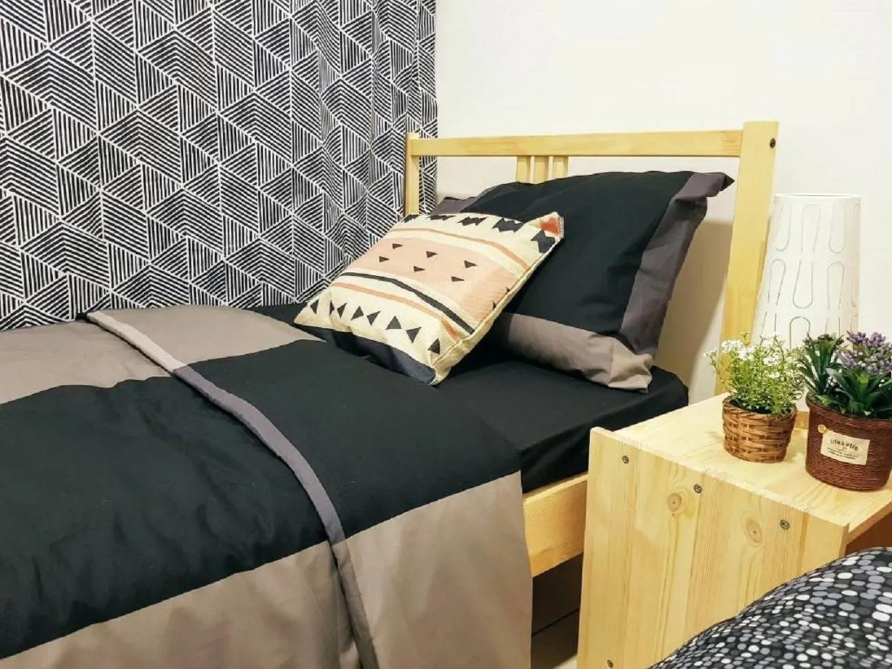 Bedroom, Bed in Skypod Residence Puchong