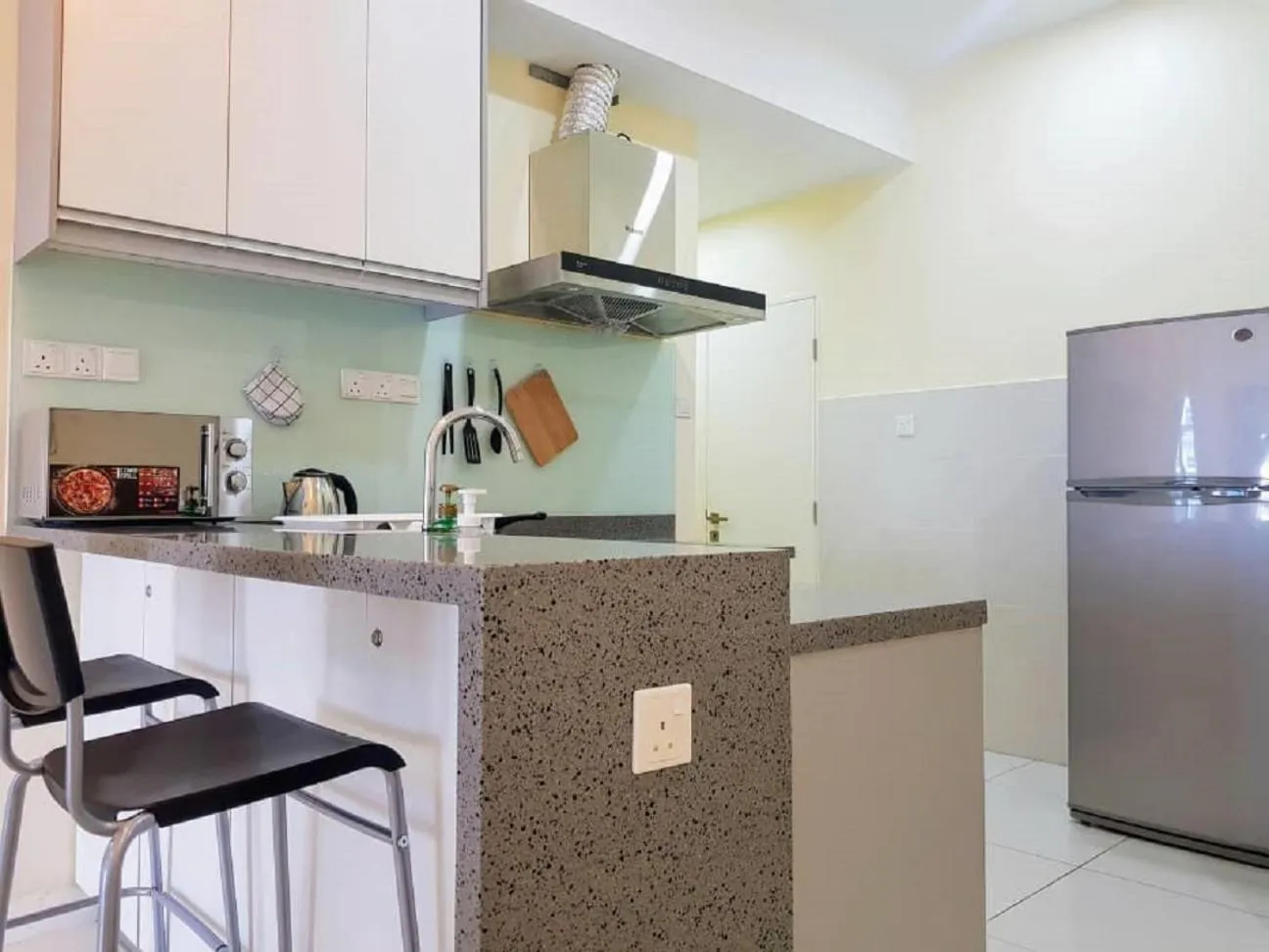 Kitchen or kitchenette in Skypod Residence Puchong