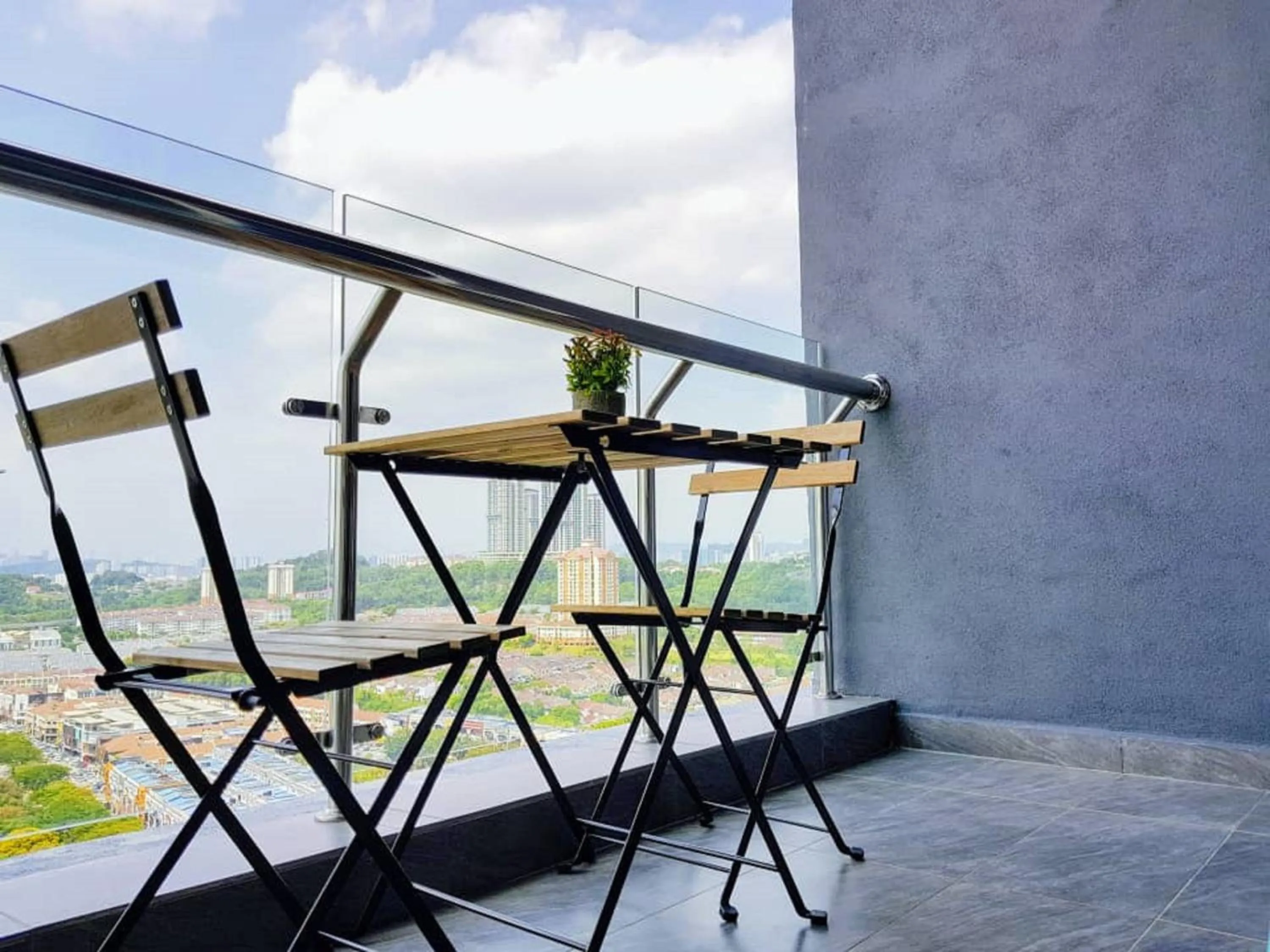 Balcony/Terrace in Skypod Residence Puchong