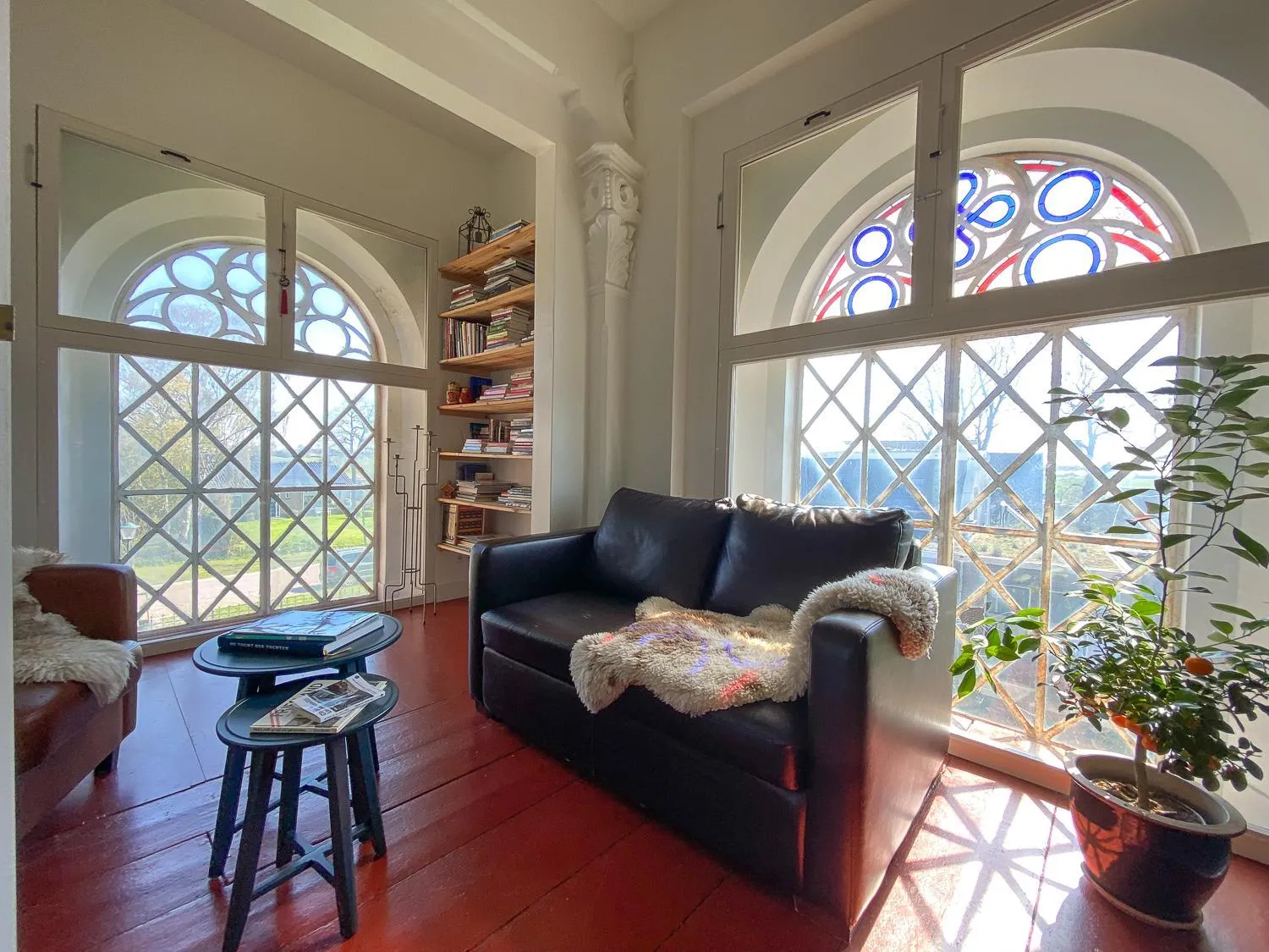 Library in Mauritiuskerk Studio's