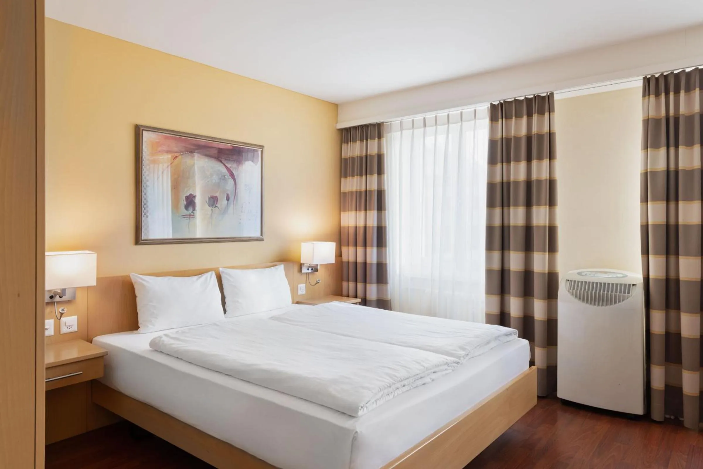 Bedroom, Bed in Hotel Amaris