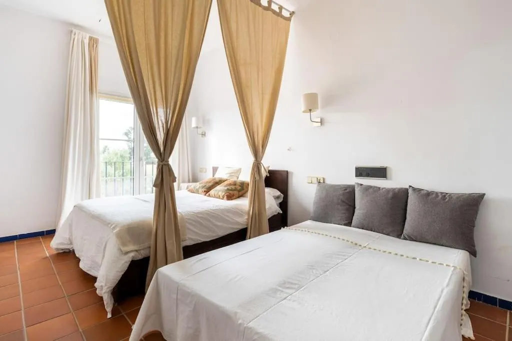 GINVA - Apartahotel El Rocio-Doñana